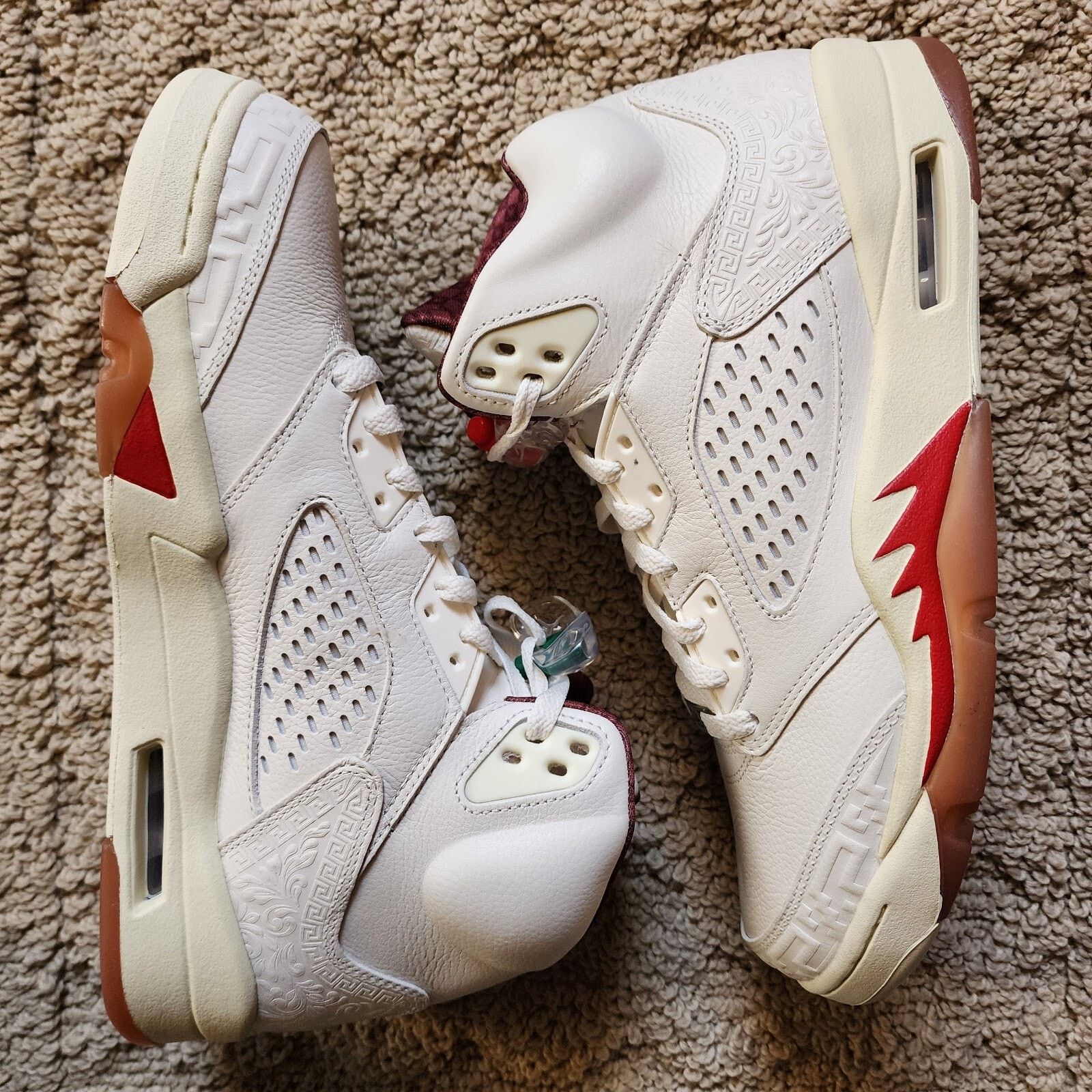 Jordan Brand Air Jordan 5 Retro El Grito Sail Brand New Sz 9 Size US 9 / EU 42 - 1 Thumbnail