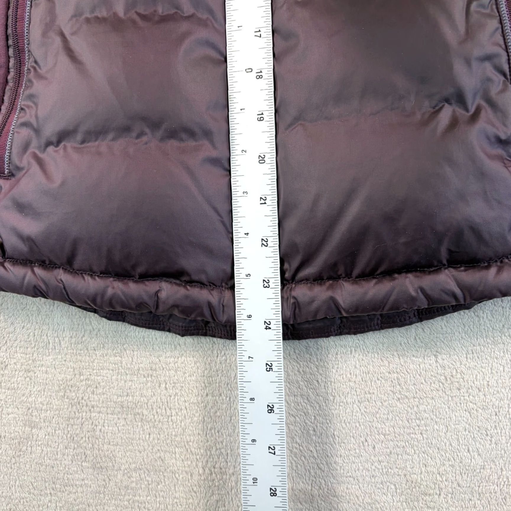 Lululemon Lululemon Vest Women 6 Plum Puffer Down Nylon Zip Pockets Purple Solid Winter Fall Spring Size M / US 6-8 / IT 42-44 - 7 Thumbnail