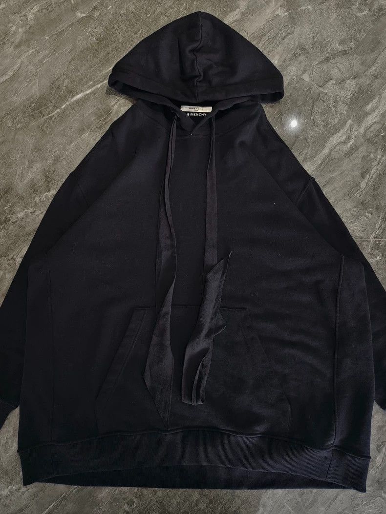 Givenchy Givenchy Hooded Sweatshirt Dress, Fashionable and Versatil Size XS / US 0-2 / IT 36-38 - 2 Thumbnail