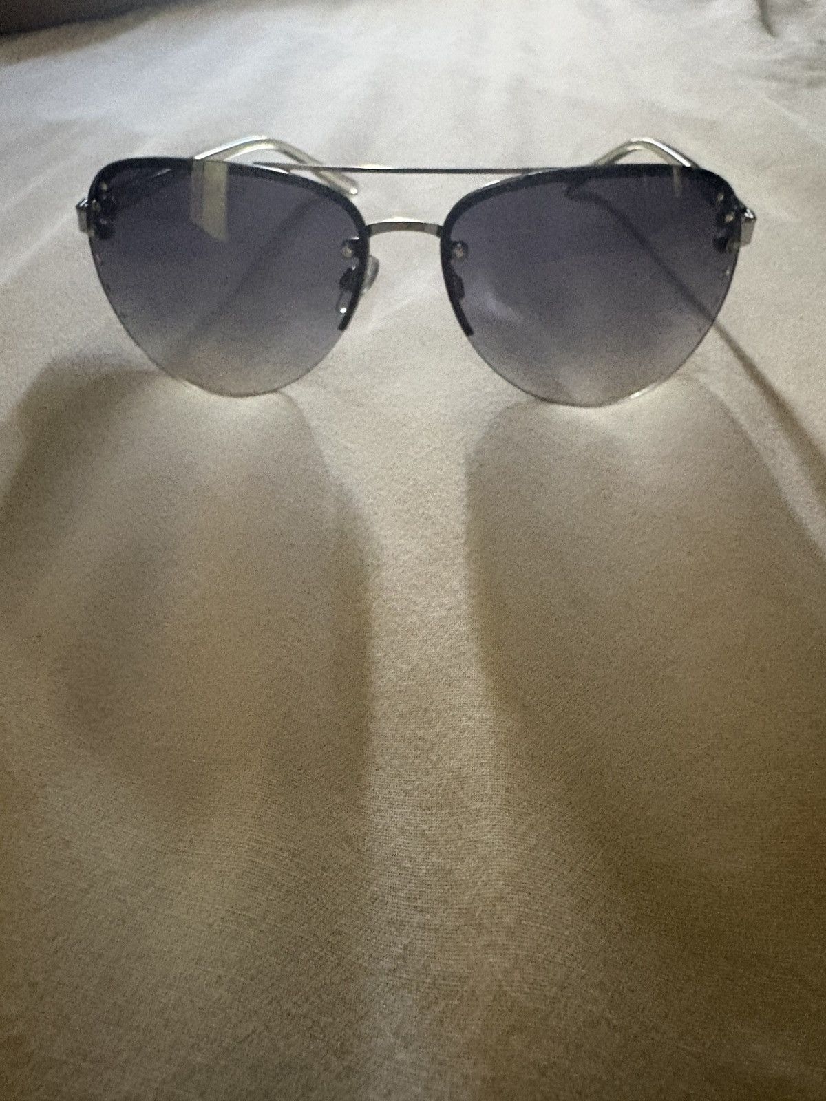Other Women’s Diamond Stud Silver Metal Aviator Sunglasses Size ONE SIZE - 13 Thumbnail