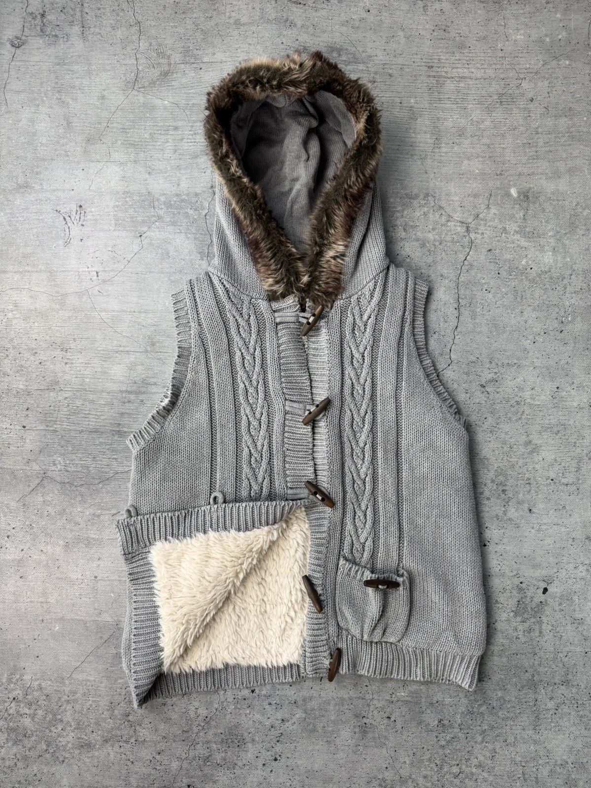 Japanese Brand Faux Fur Vest Hoodie – Graphic Japan Style M Size US M / EU 48-50 / 2 - 1 Thumbnail