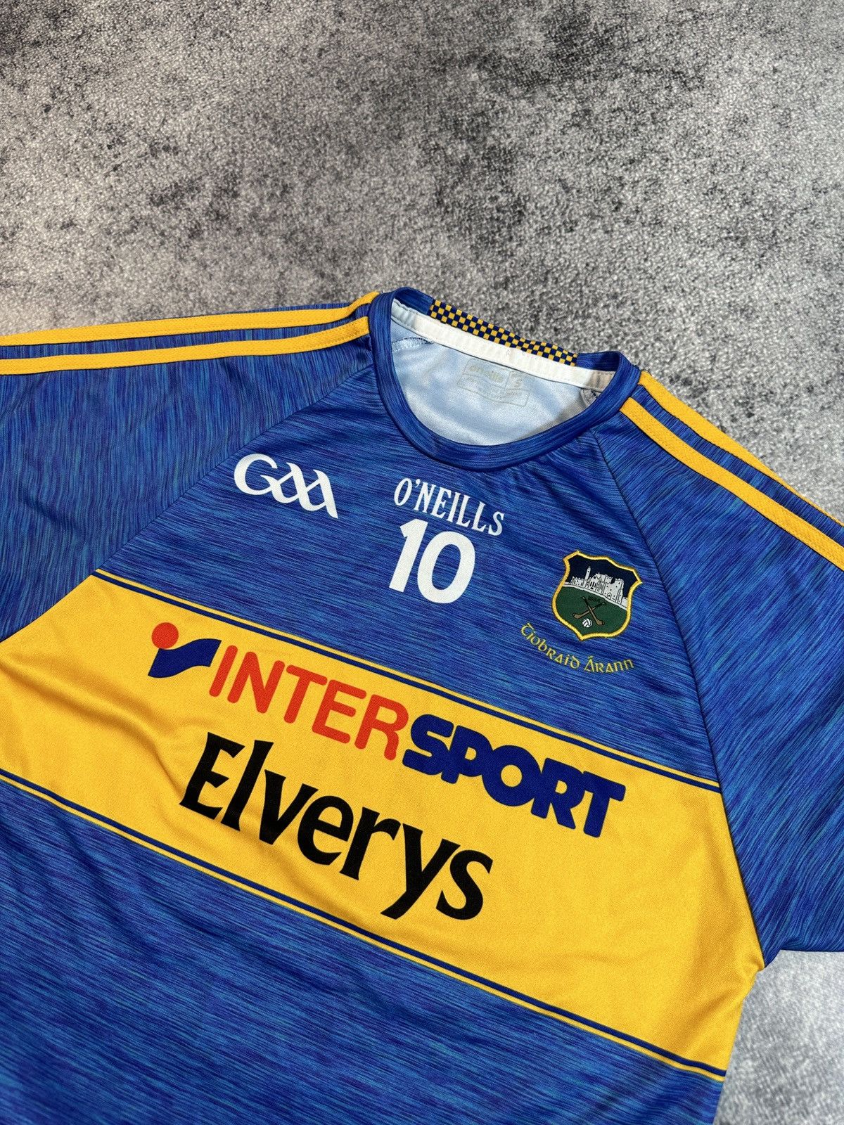O'Neills O'neills Tipperary 10 GAA SHIRT TRIKOT JERSY CAMISETA S Size US S / EU 44-46 / 1 - 2 Thumbnail