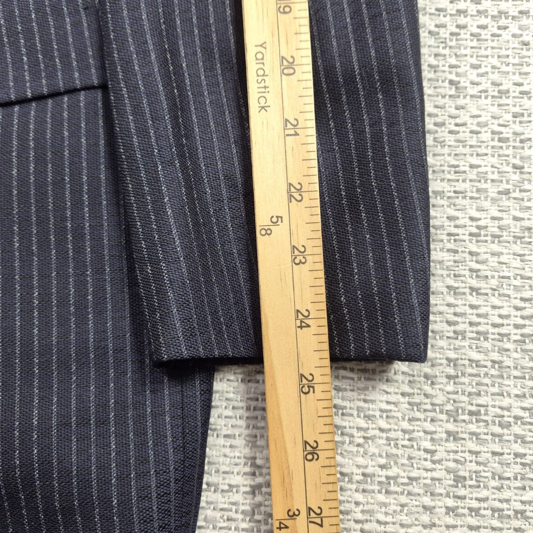 John Varvatos John Varvatos Suit Jacket Mens 36R Blue Pinstripe Wool Two Button Made In Canada Jacket Front Button Style: Two-Button Size 36R - 5 Thumbnail