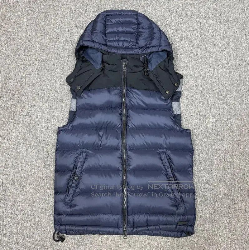 Burberry Burberry Men's Blue Down Vest. Size US M / EU 48-50 / 2 - 1 Thumbnail