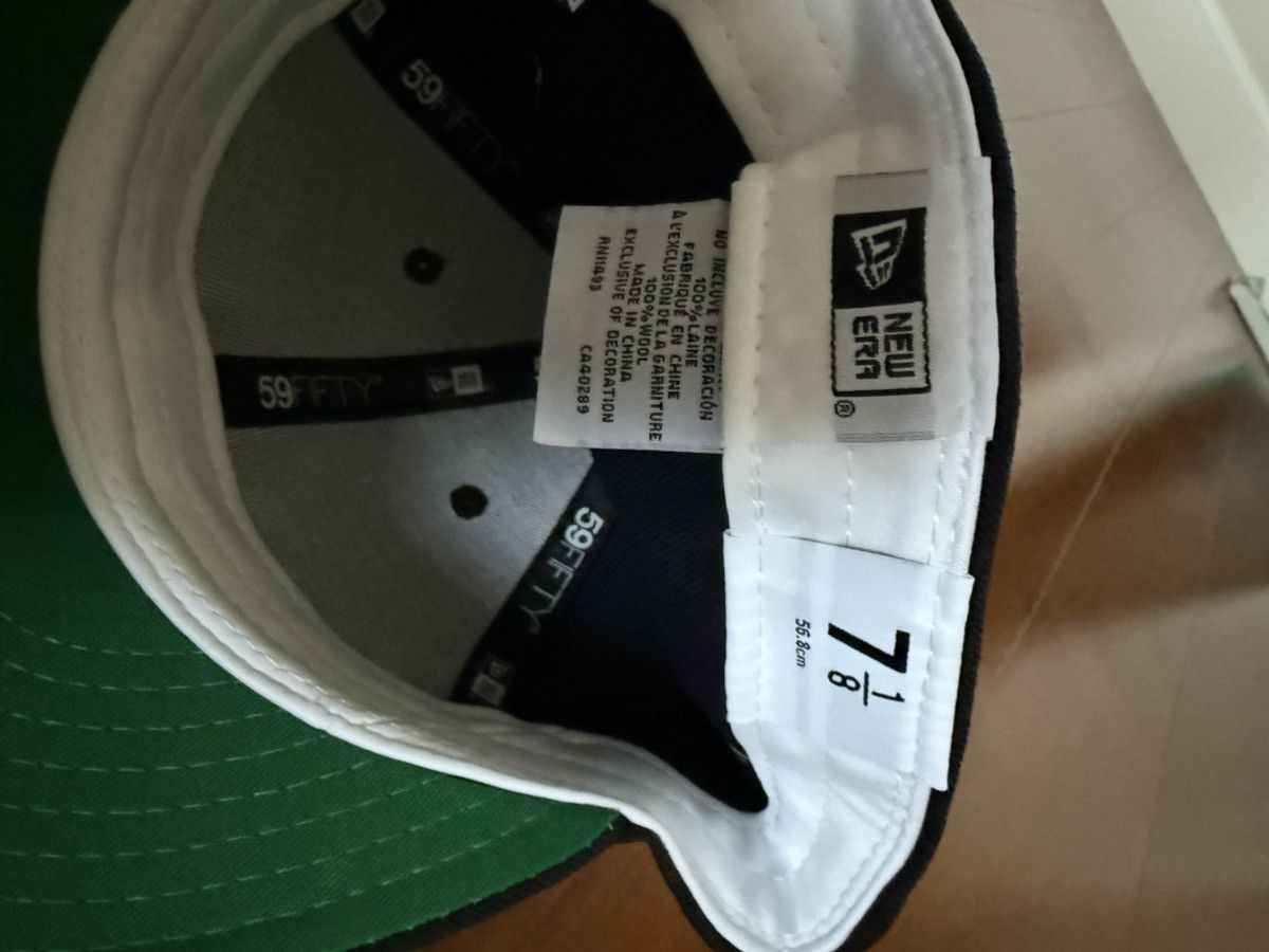 HIDDEN × New Era Navy Size 7 1/8 Hidden NY New Era Fitted Hat Size ONE SIZE - 2 Thumbnail