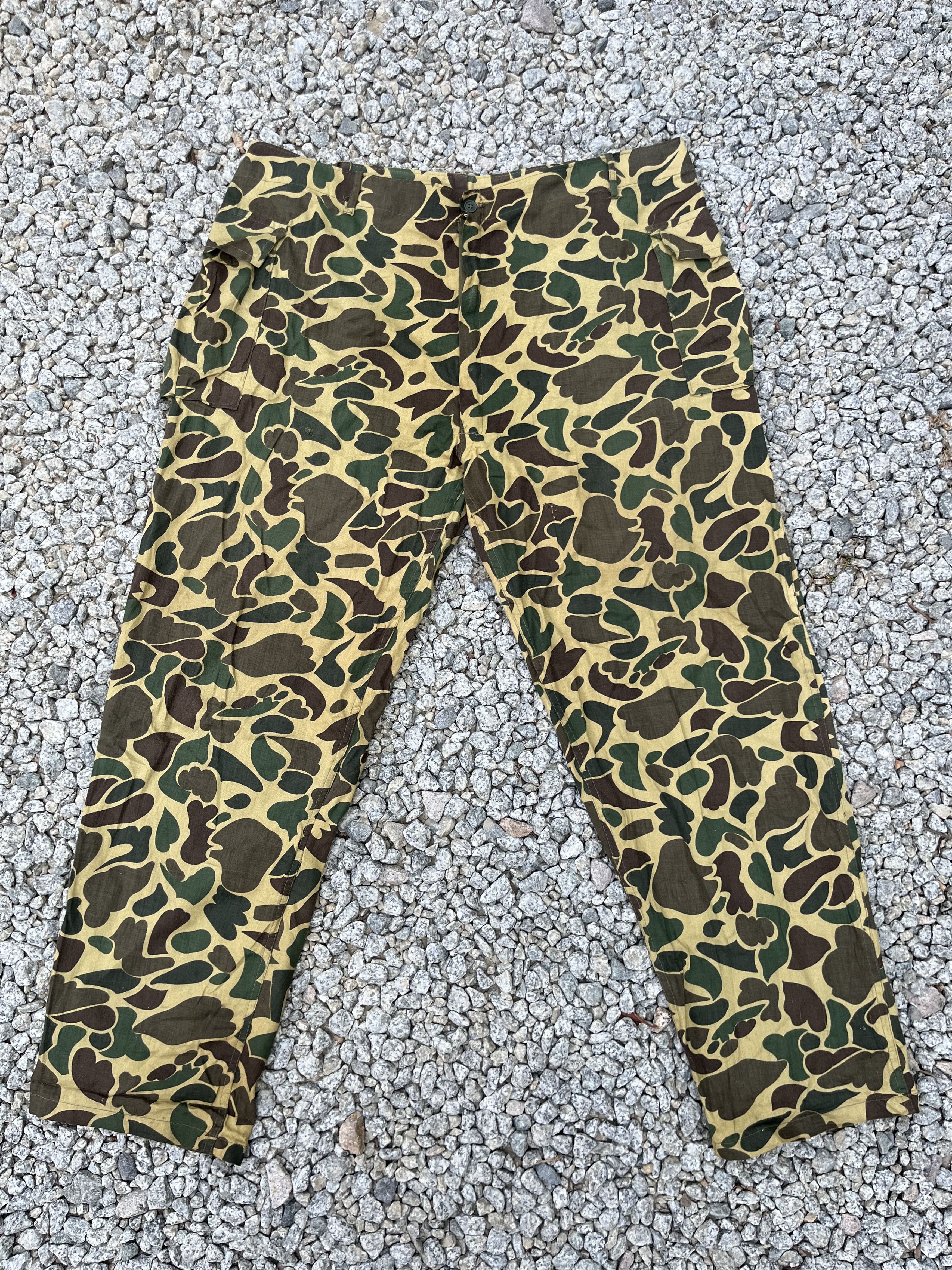 Japanese Brand × Vintage Vintage 80s Army Frog Skin Camouflage Military Style Size US 38 / EU 54 - 1 Thumbnail