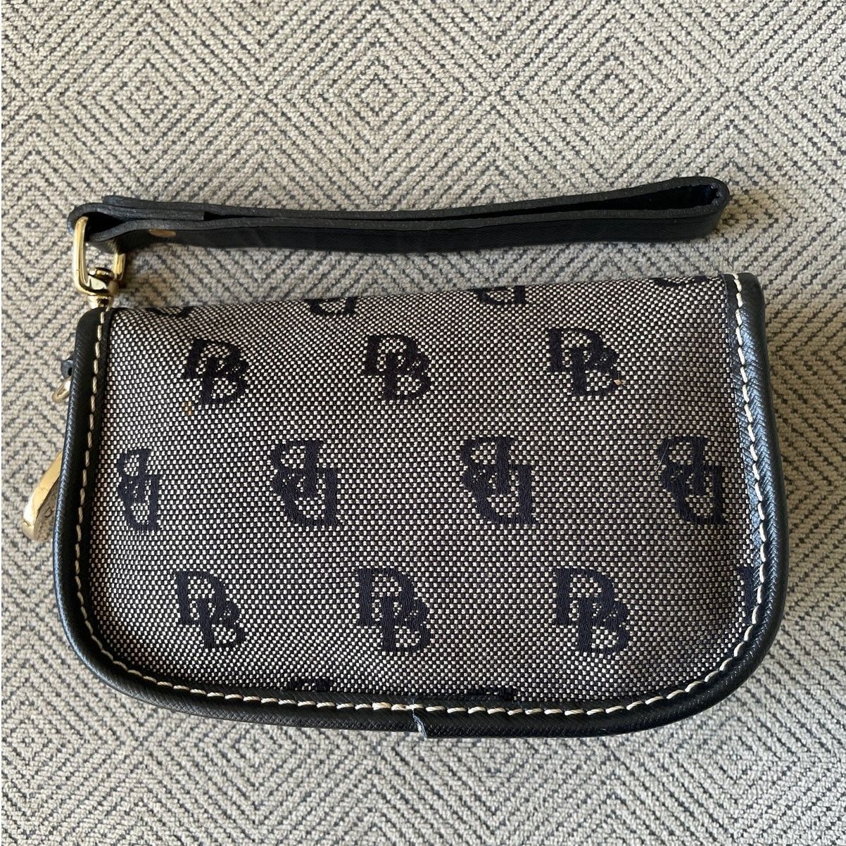 Dooney & Bourke Dooney & Bourke Monogram Signature Flap Wristlet Size ONE SIZE - 4 Thumbnail