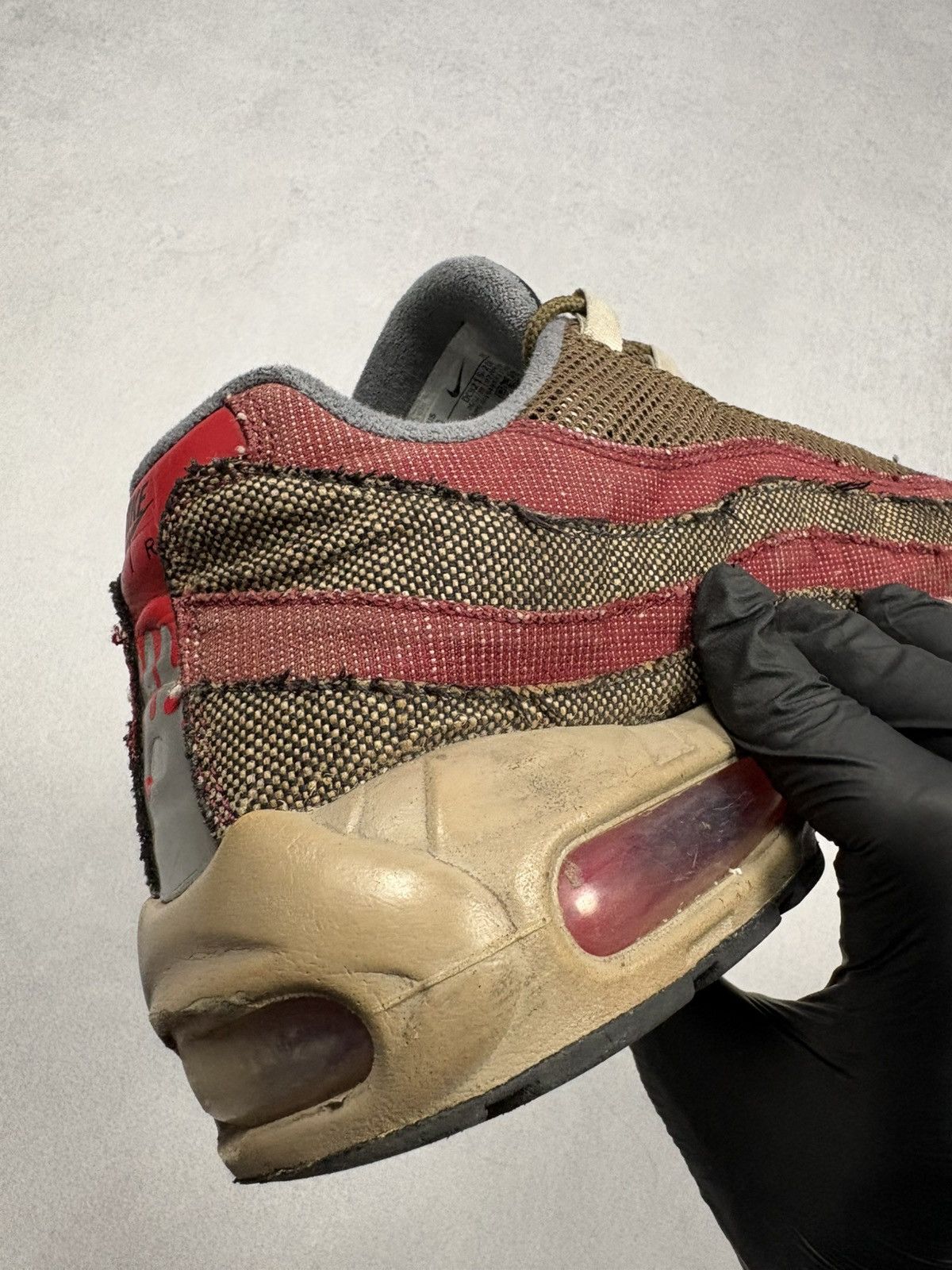 Nike Nike Air Max 95 Freddy Krueger Horror Distressed Sneakers 41 Size US 8 / EU 41 - 20 Thumbnail