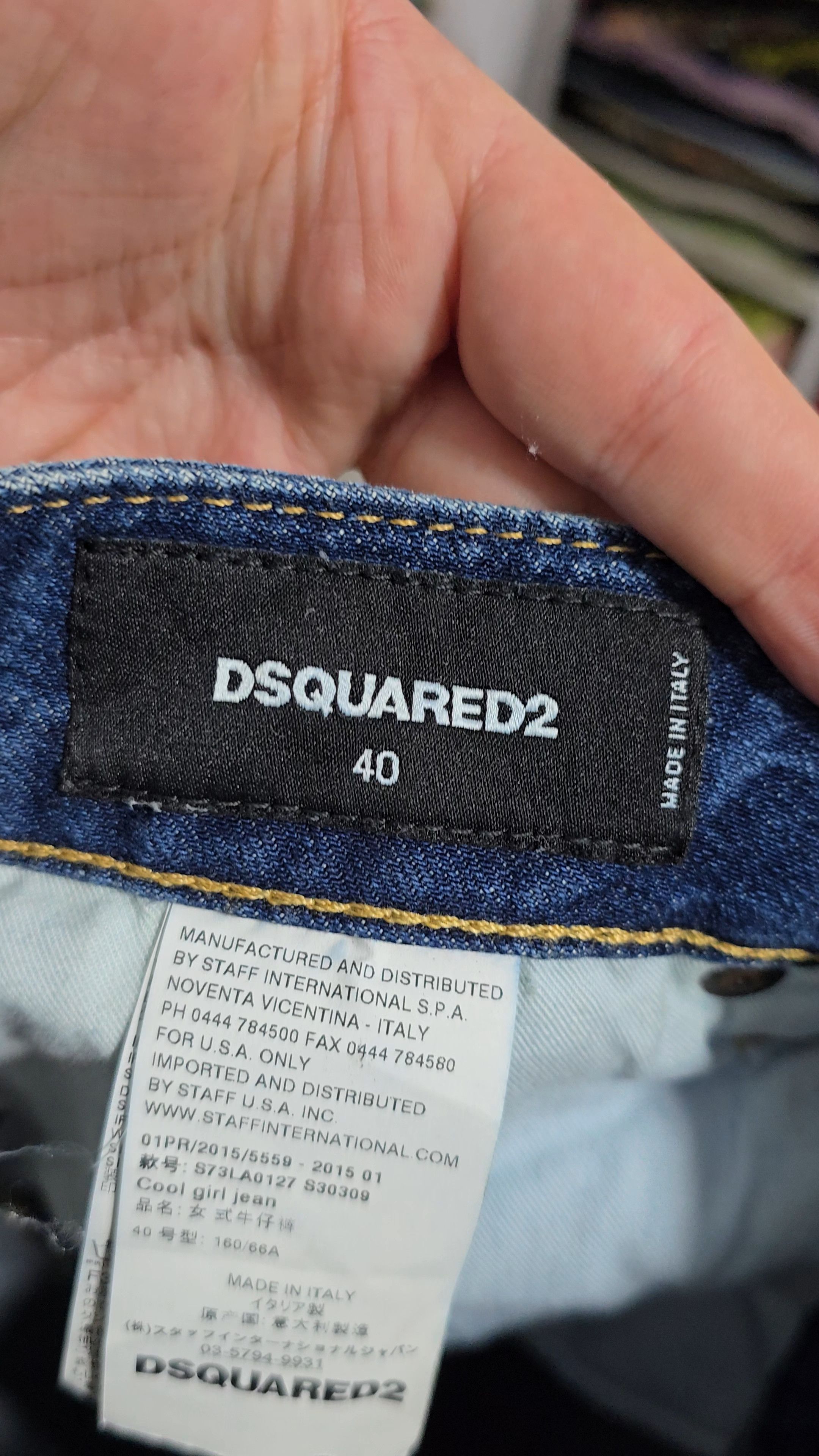 Dsquared2 Dsquared2 distressed jeans featuring a blue paint splatter Size 27" / US 4 / IT 40 - 9 Thumbnail