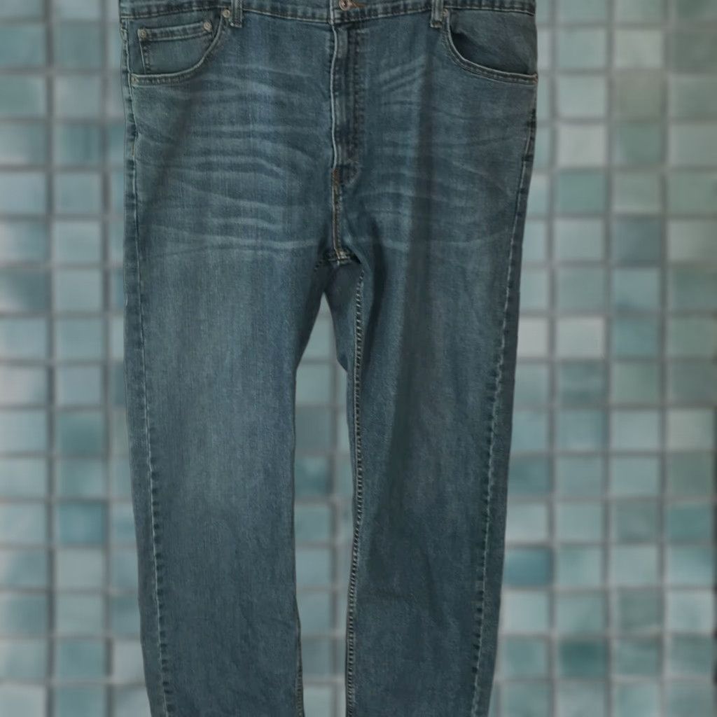 Levi's Levi's Levi Strauss Signature Jeans Mens Regular Fit Mid Rise Blue Denim 42X32 Straight 5-Pocket Blue jeans Mens 42X32 Regular Rise Mid Inseam 32 Size US 42 / EU 58 - 1 Thumbnail