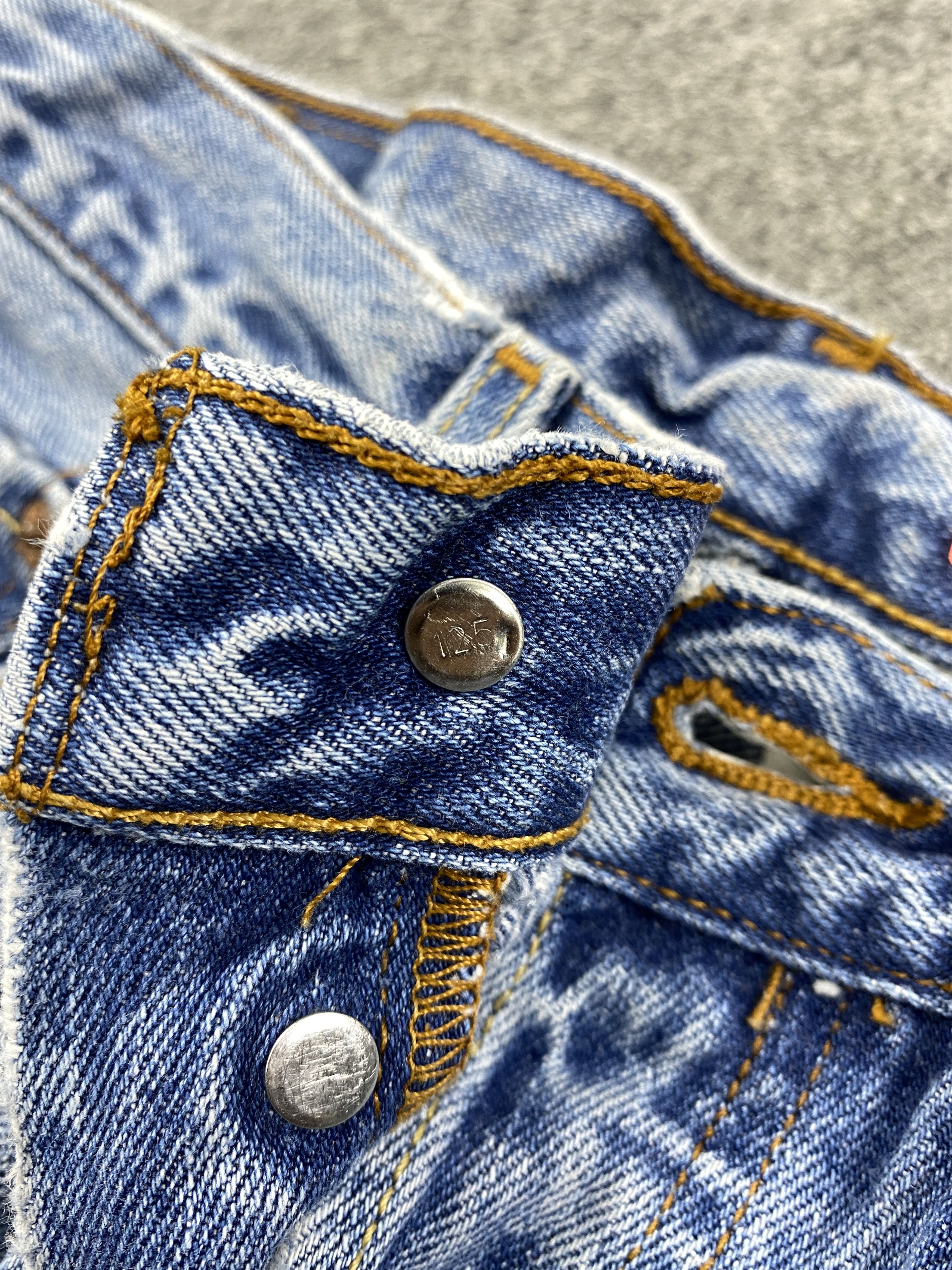 Japanese Brand Blue Vintage Levi's 501 Jeans 30x29.5 Denim -JN1519 Size US 30 / EU 46 - 7 Thumbnail