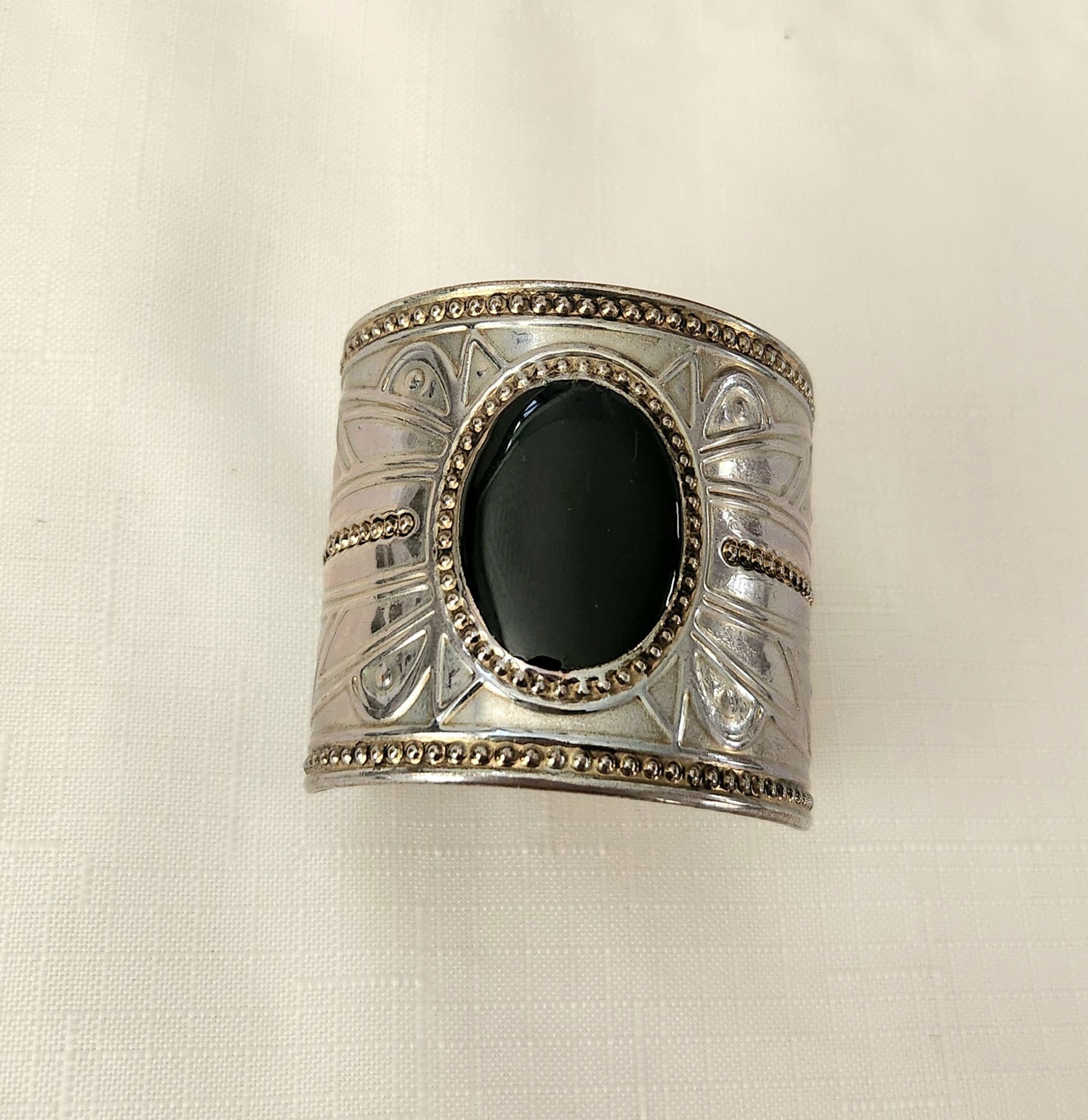 Other Black onyx Faux painted on Silver color Faux Cuff Bracelet Size ONE SIZE - 1 Thumbnail