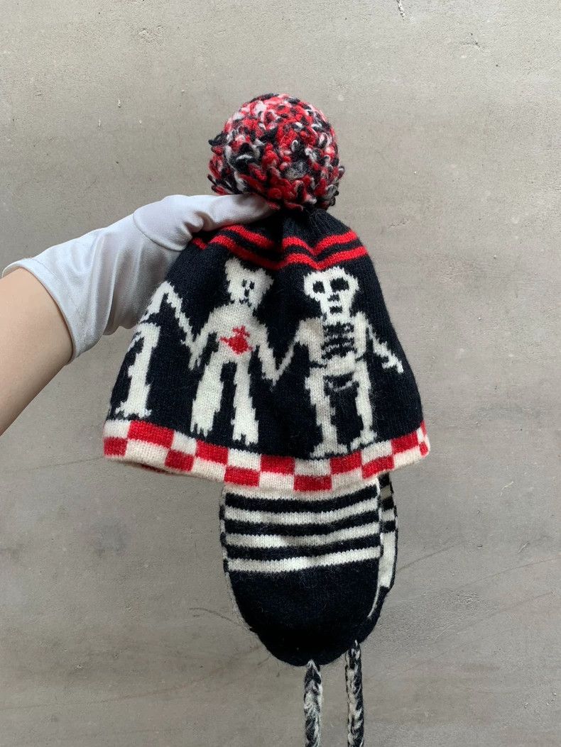 Vivienne Westwood Vivienne Westwood Old bear skull doll orb knit cap ear cov Size ONE SIZE - 1 Thumbnail