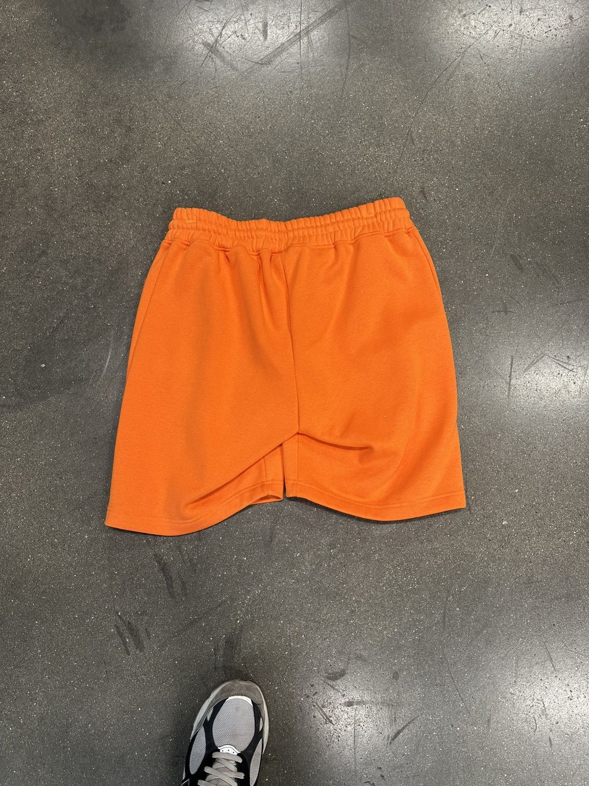 Vertabrae Vertabrae 6pm Sweatshorts orange Size US 36 / EU 52 - 2 Thumbnail