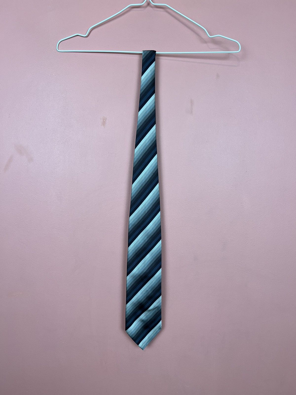 Giorgio Armani Giorgio Armani tie silk hype Italy Size ONE SIZE - 1 Thumbnail