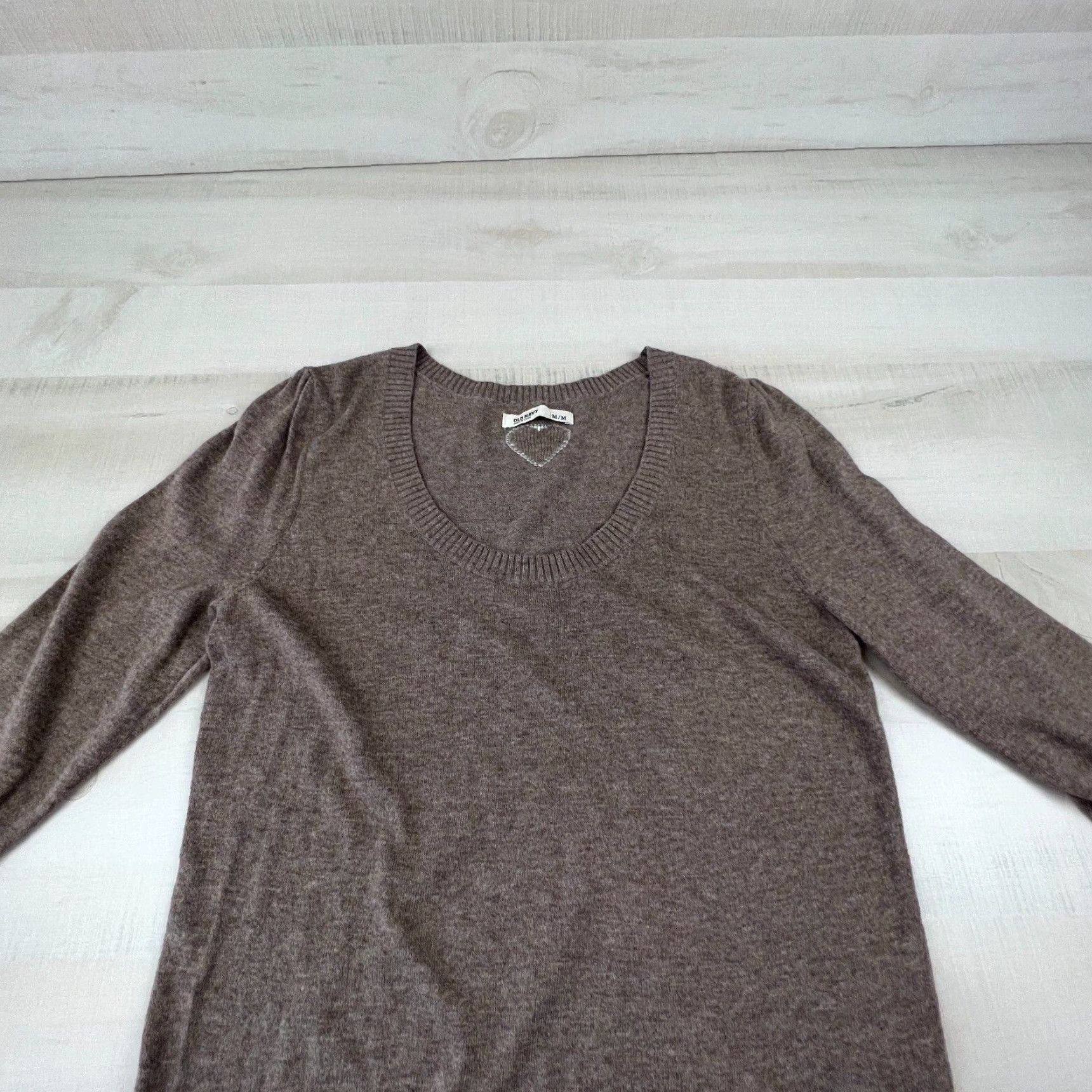 Old Navy Old Navy Women's Sweater Tan Medium Long Sleeve Pullover Scoop Neck Lightweight Brown Size M / US 6-8 / IT 42-44 - 2 Thumbnail