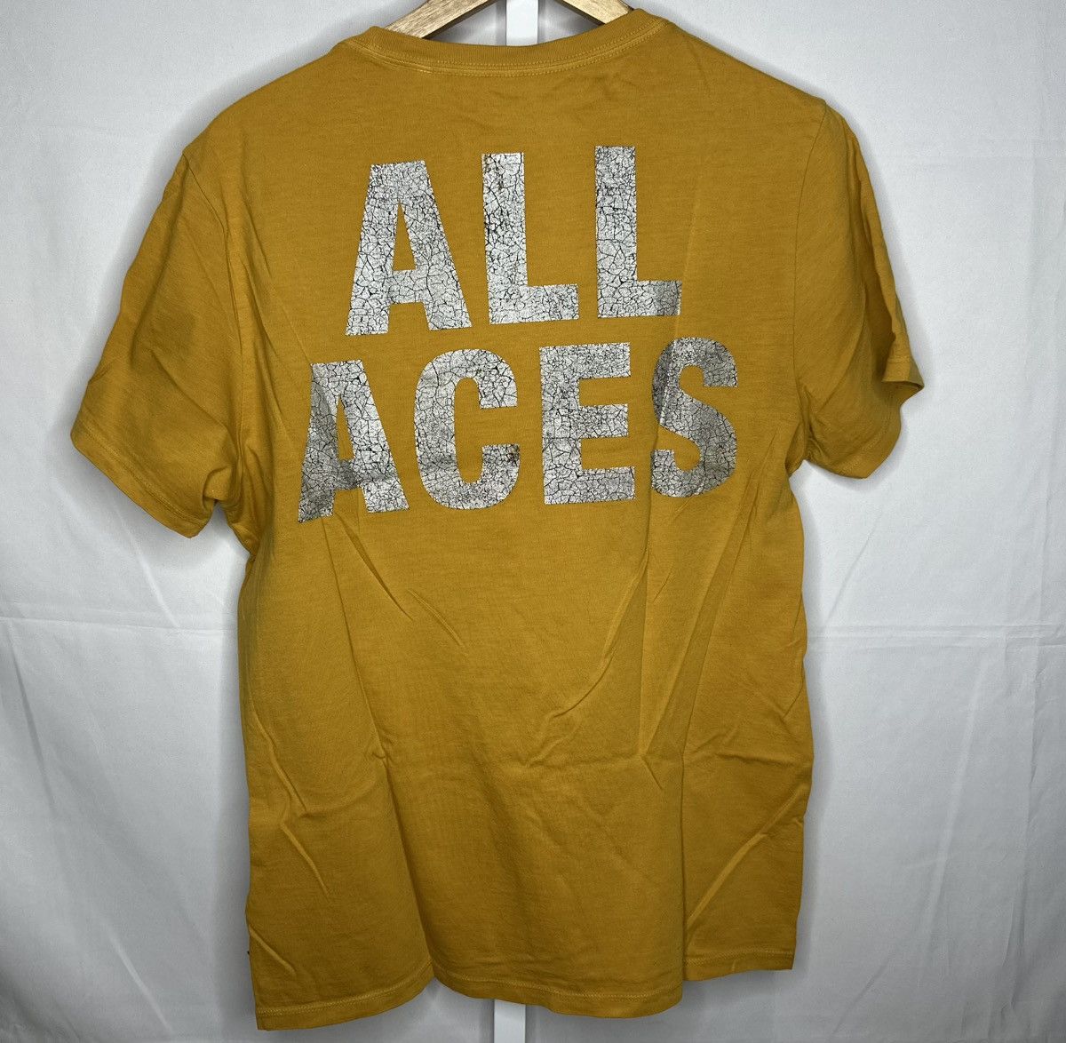 Guess Mens t-shirt Size US M / EU 48-50 / 2 - 2 Thumbnail