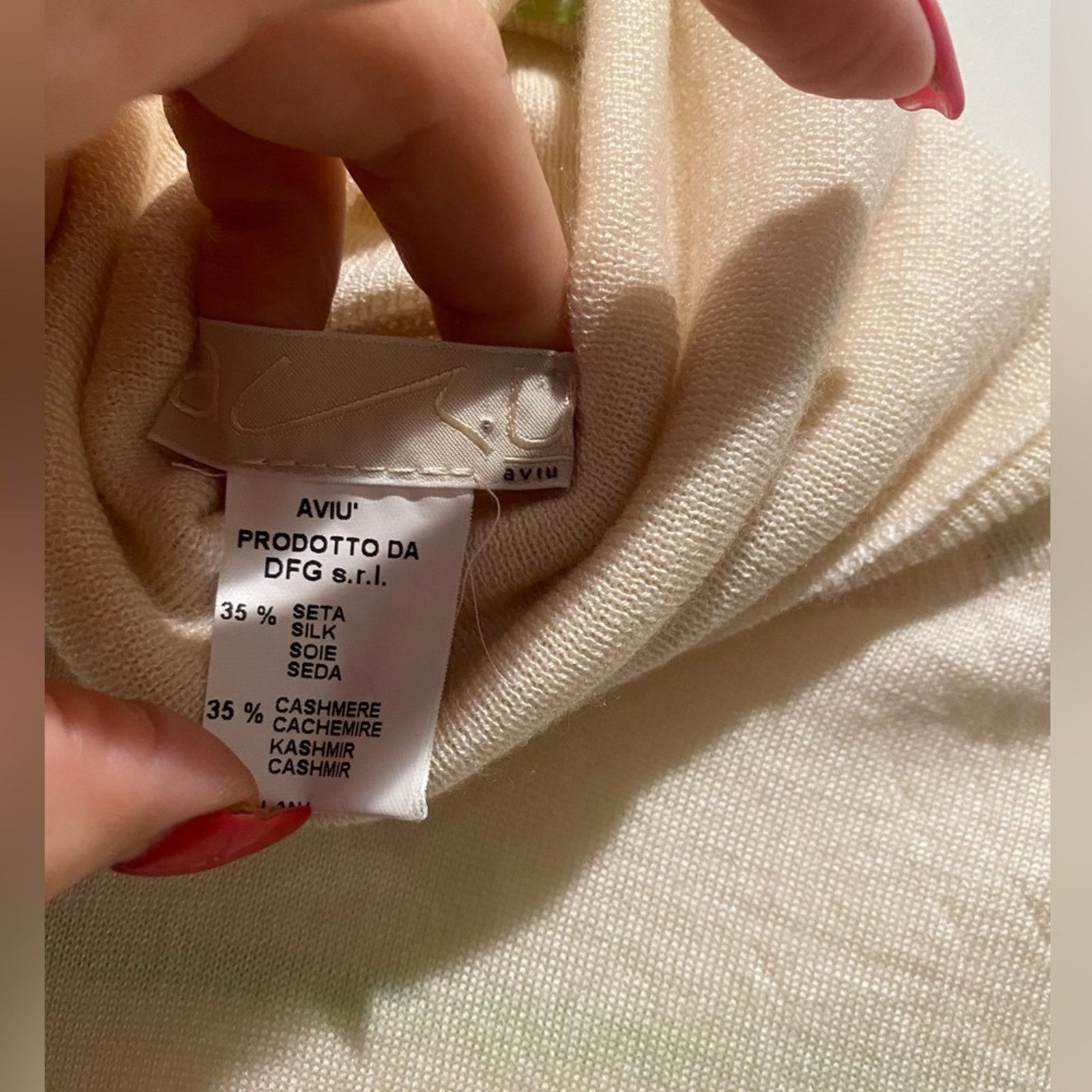 Other Aviu Women's Cashmere Silk Blend Turtleneck Beige 40 Size S / US 4 / IT 40 - 3 Thumbnail