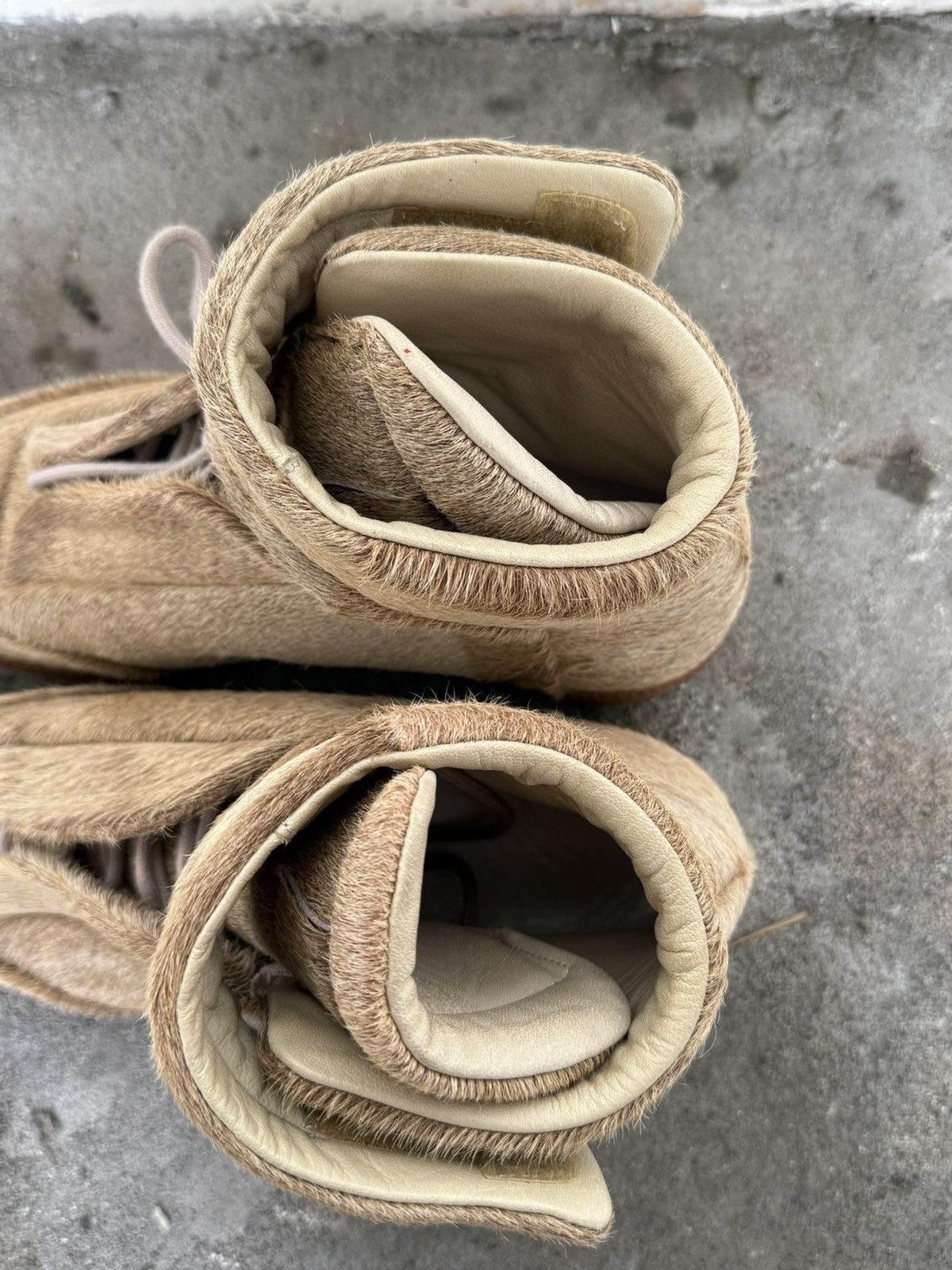 Maison Margiela Rare Maison Margiela Future yeezus High Sneaker Fur Size US 9 / EU 42 - 10 Thumbnail
