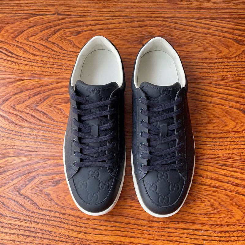Gucci Gucci Low-Top Leather Sneakers in Blue - Size US 9.5 / EU 42-43 - 2 Thumbnail