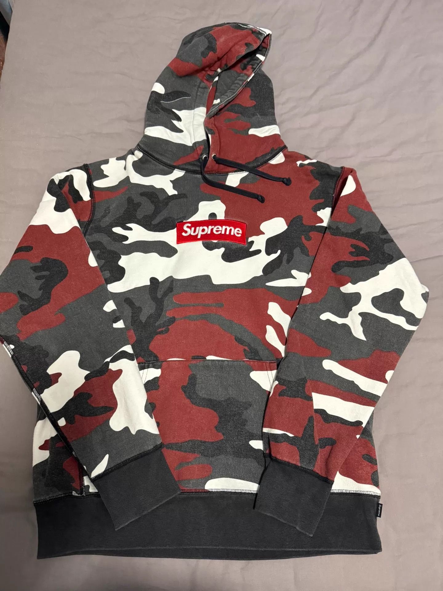 Supreme Supreme FW13 Red Camo Hoodie Size L Size US L / EU 52-54 / 3 - 1 Thumbnail