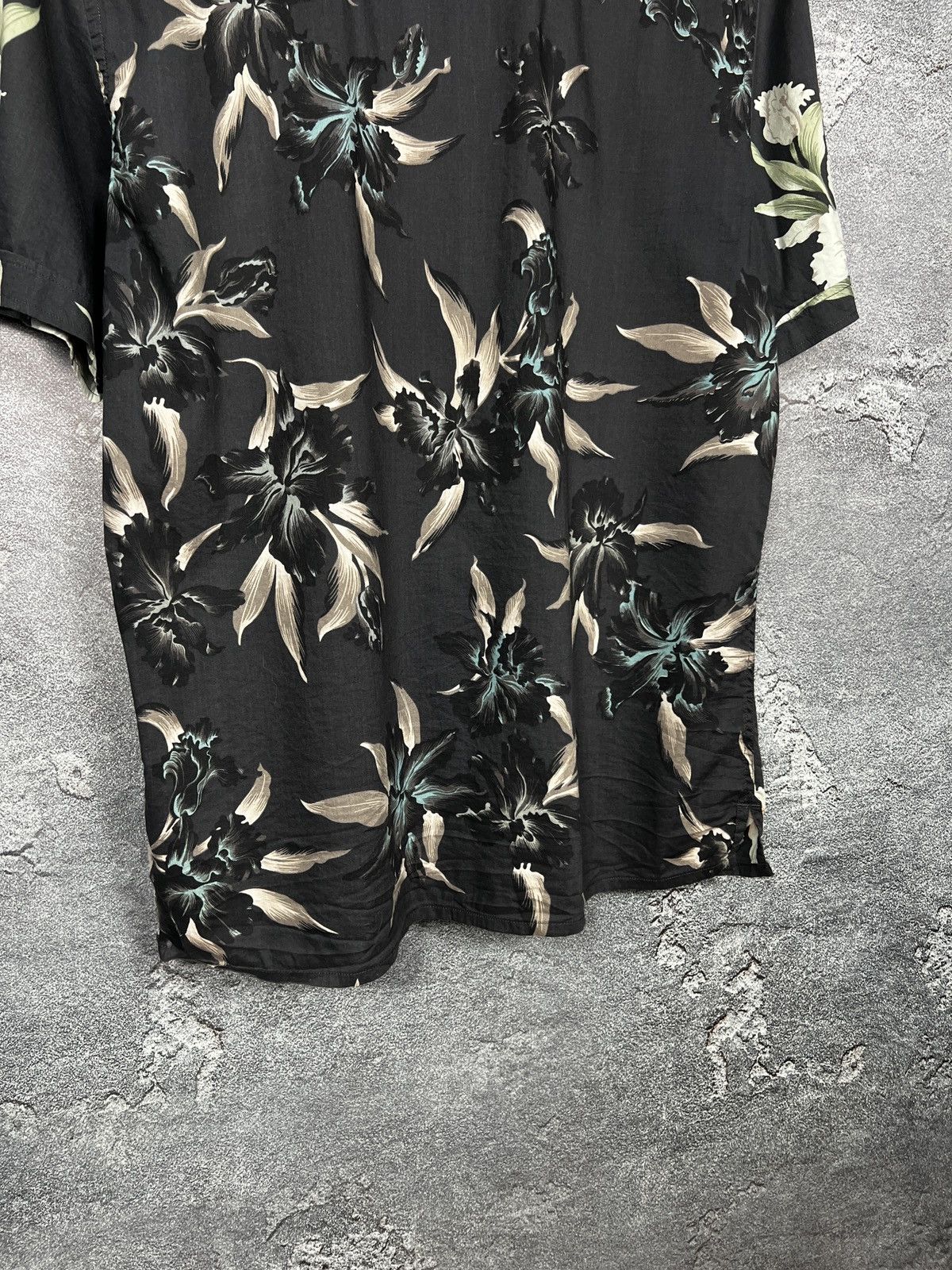 Allsaints Allsaints All Over Floral Print Hawaii Shirt Size Xl Size US XL / EU 56 / 4 - 11 Thumbnail