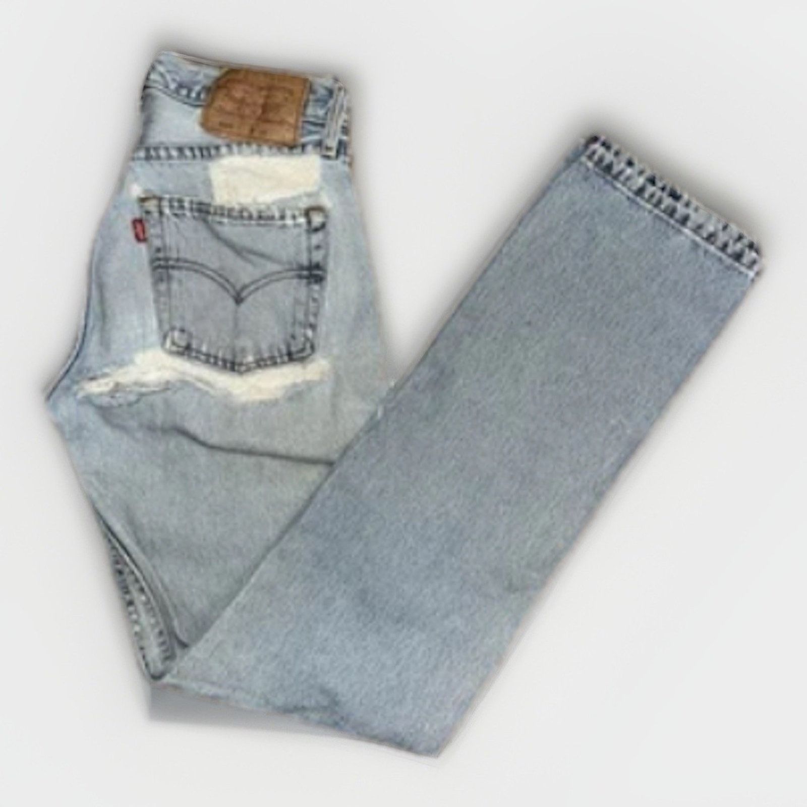 Levi’s 501 26x32 Distressed Light Wash Jeans Embroidery Y2K
