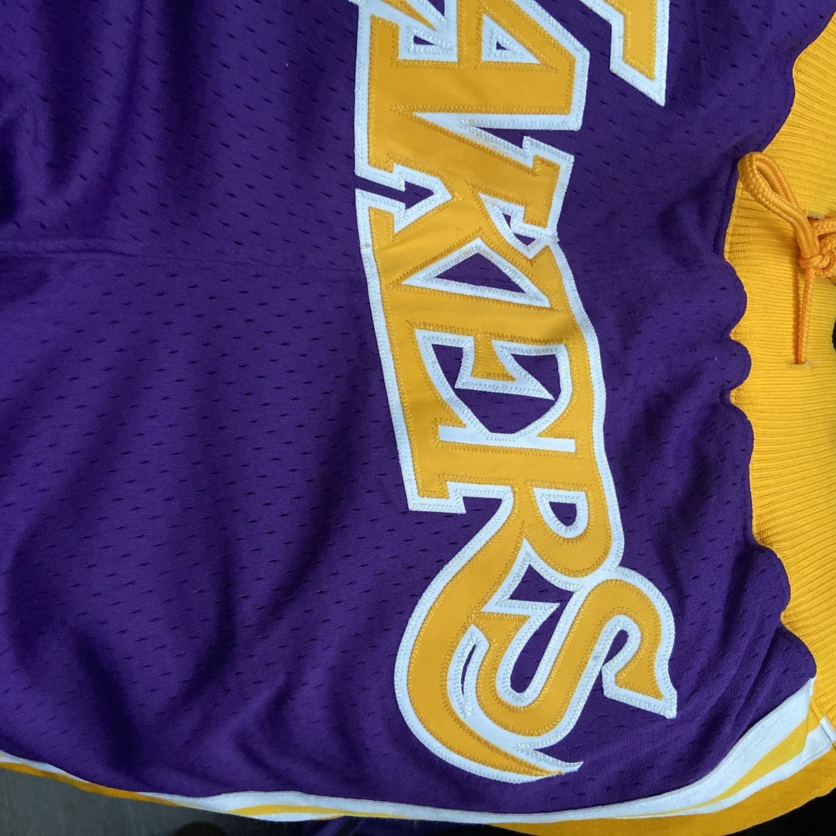 Just Don Just Don Lakers Shorts Size US 34 / EU 50 - 10 Thumbnail