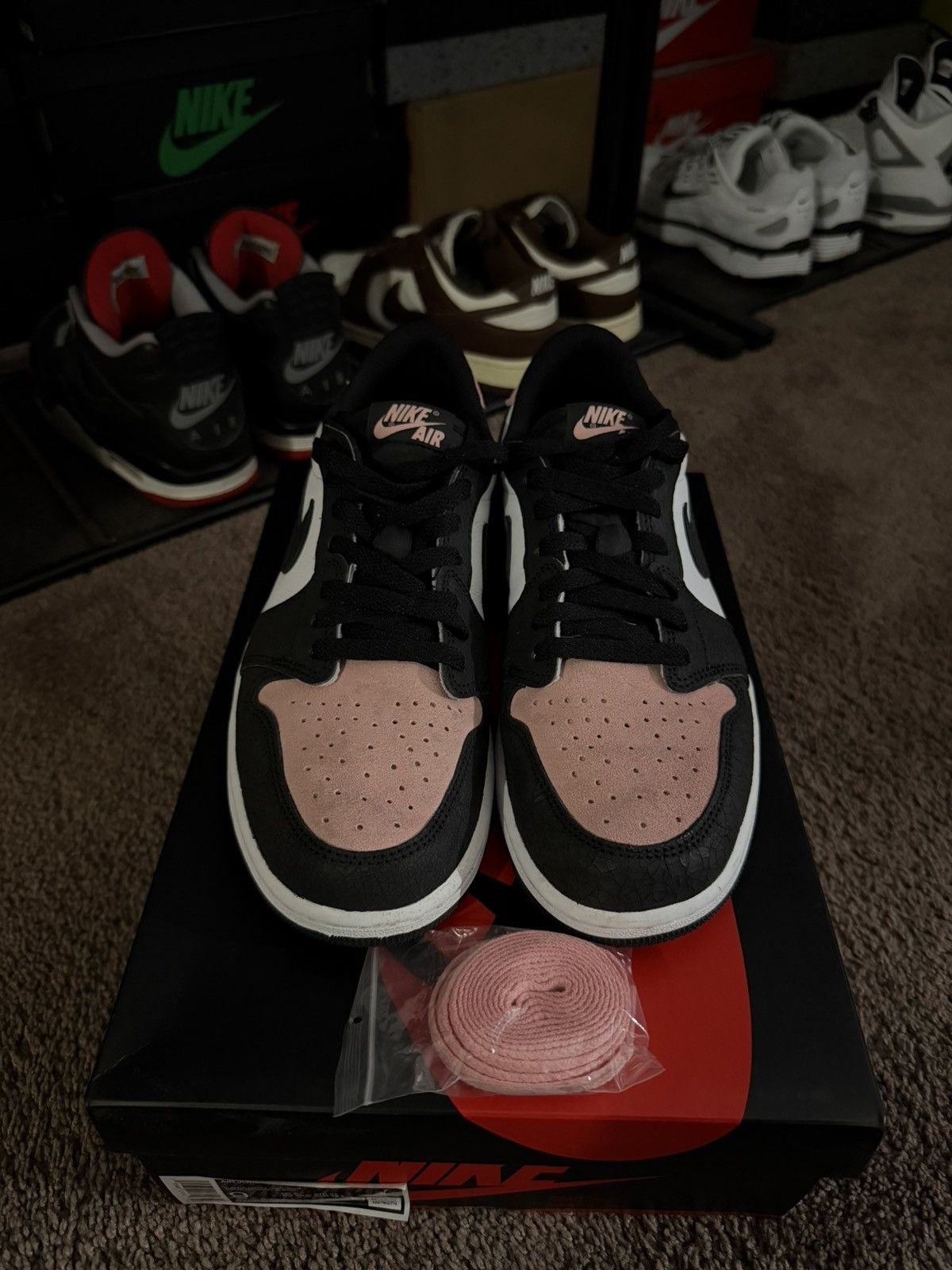 Nike Jordan 1 Low OG “Bleached Coral” Size US 9 / EU 42 - 1 Thumbnail