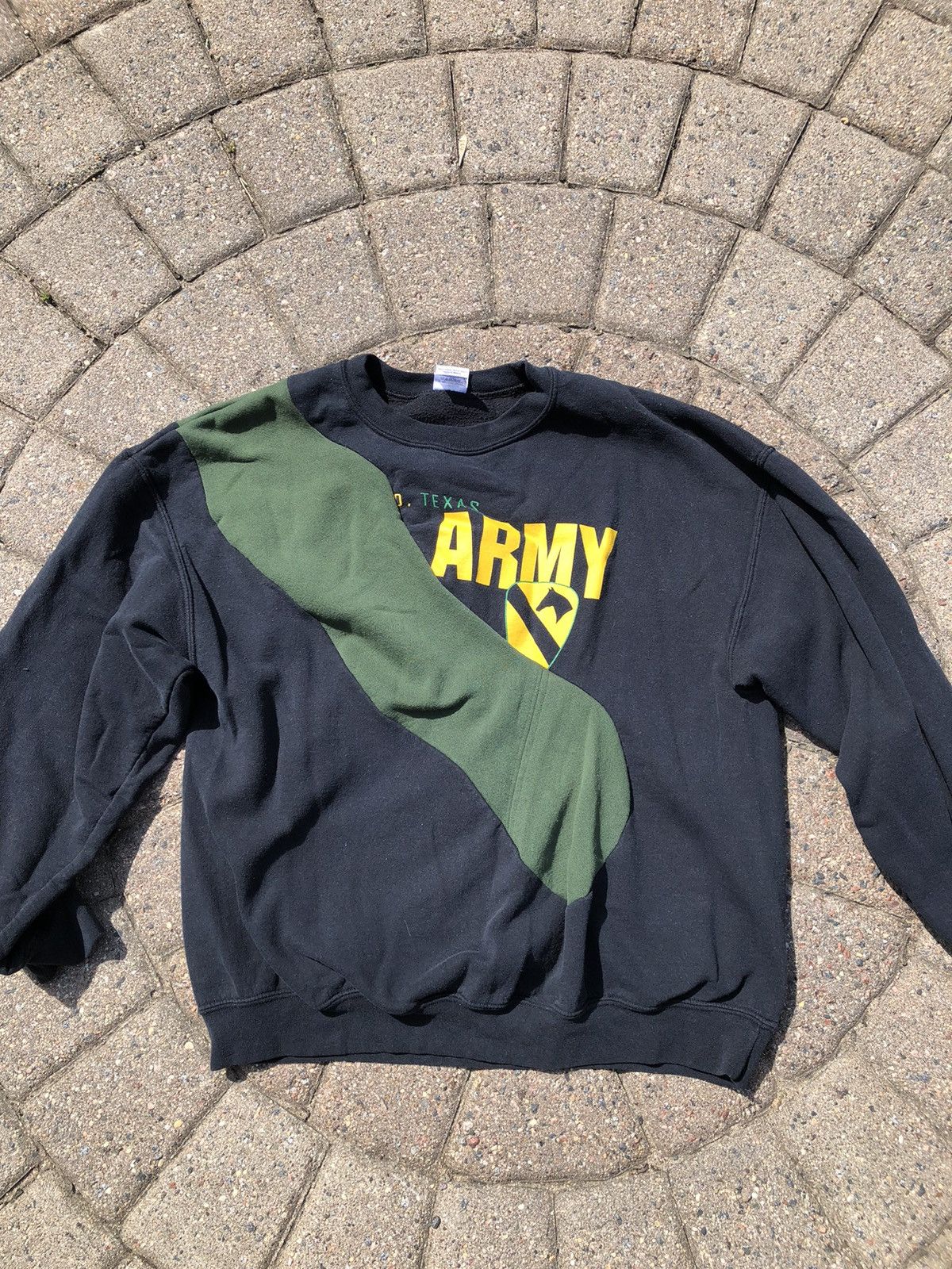 Vintage US Army Fort Hood Deconstructed Sweater Size US XL / EU 56 / 4 - 1 Thumbnail