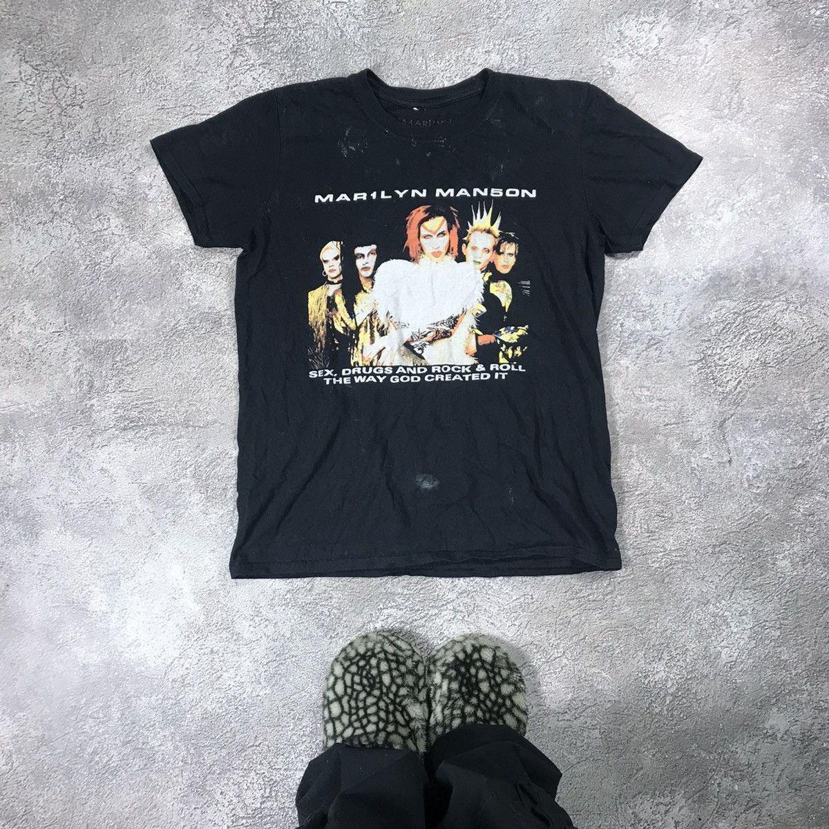 Vintage Vintage Y2K Marilyn Manson Band Tee Graphic Grunge Tapered S Size US S / EU 44-46 / 1 - 1 Thumbnail