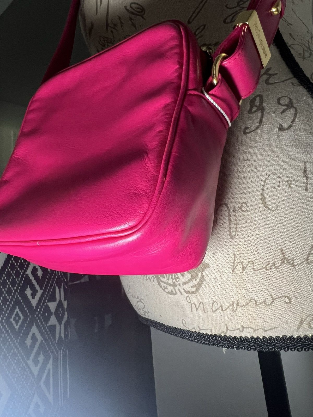 Yves Saint Laurent Vintage Hot Pink Yves Saint Laurent Crossbody Size ONE SIZE - 5 Thumbnail