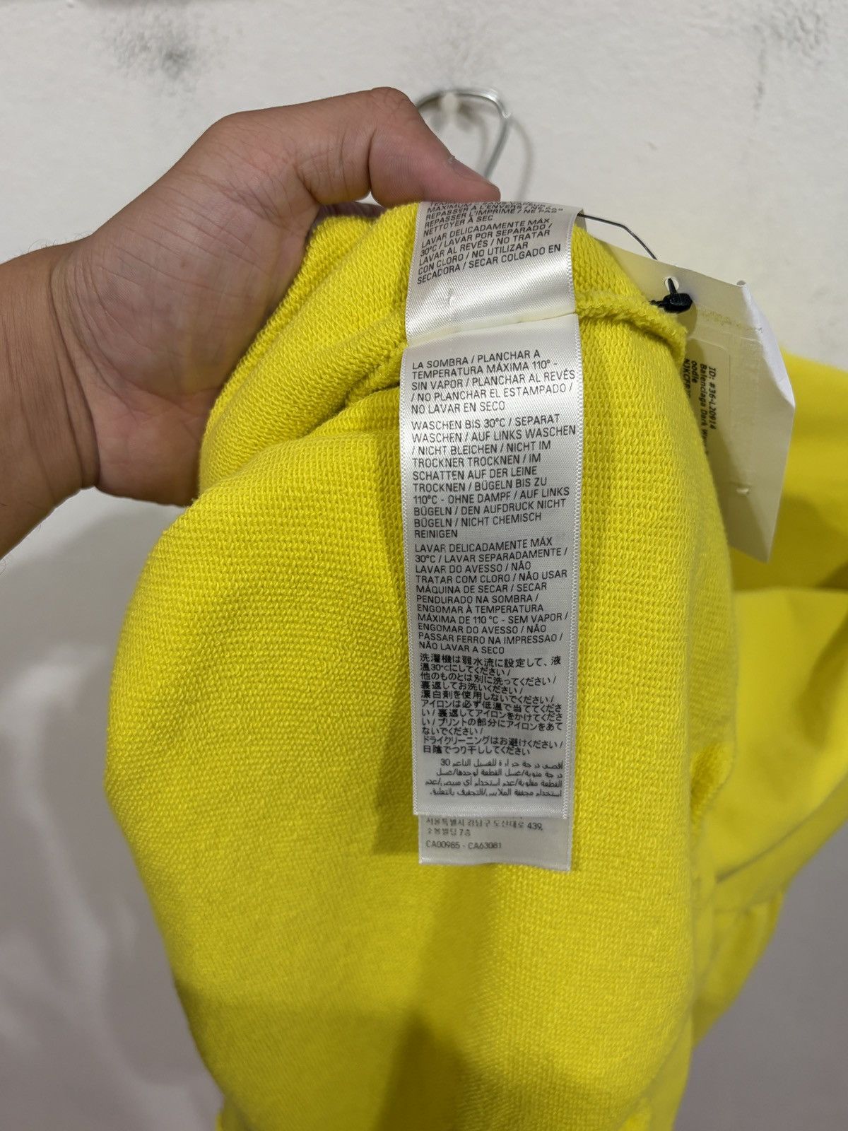 Balenciaga Balenciaga Dark Wave Yellow Hoodie Size US L / EU 52-54 / 3 - 7 Thumbnail