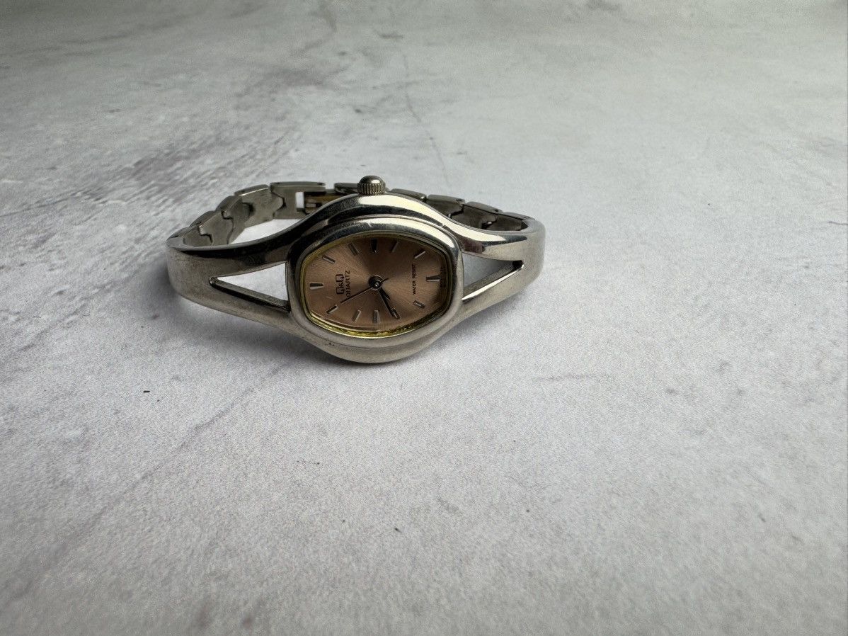 Japanese Brand Futuristic Q&Q Watch Vintage Size ONE SIZE - 1 Thumbnail