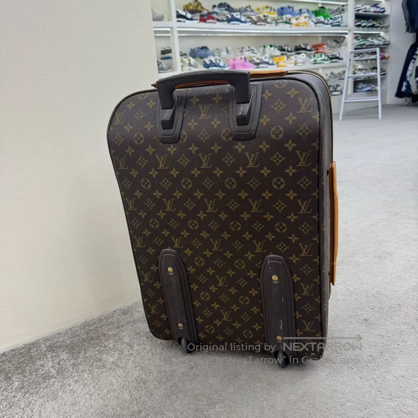 Louis Vuitton LV Pegase Legere Monogram Suitcase. Size ONE SIZE - 3 Thumbnail