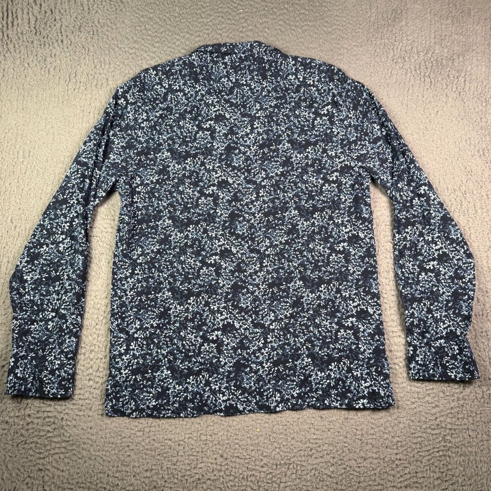 Abercrombie & Fitch Abercrombie & Fitch Shirt Mens M Blue Floral Long Sleeve Button Viscose Bamboo Size US M / EU 48-50 / 2 - 5 Thumbnail
