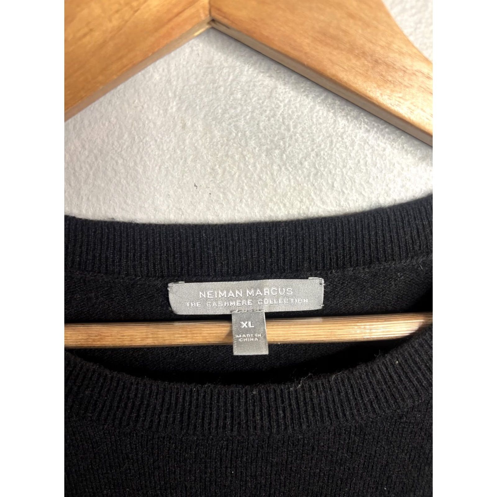 Neiman Marcus Neiman Marcus Sweater Mens XL Black Cashmere Crewneck Pullover Knit Soft Classic Size US XL / EU 56 / 4 - 3 Thumbnail