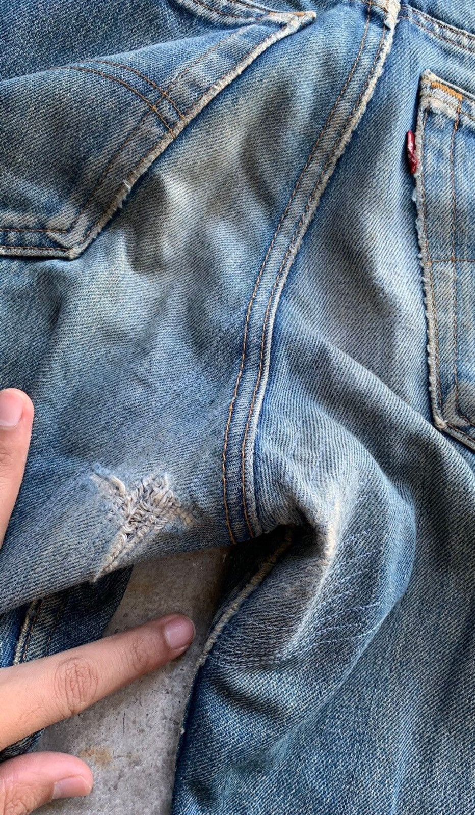 Levi's Vintage Thrashed Faded Levis Made In Usa Jeans Size US 30 / EU 46 - 3 Thumbnail