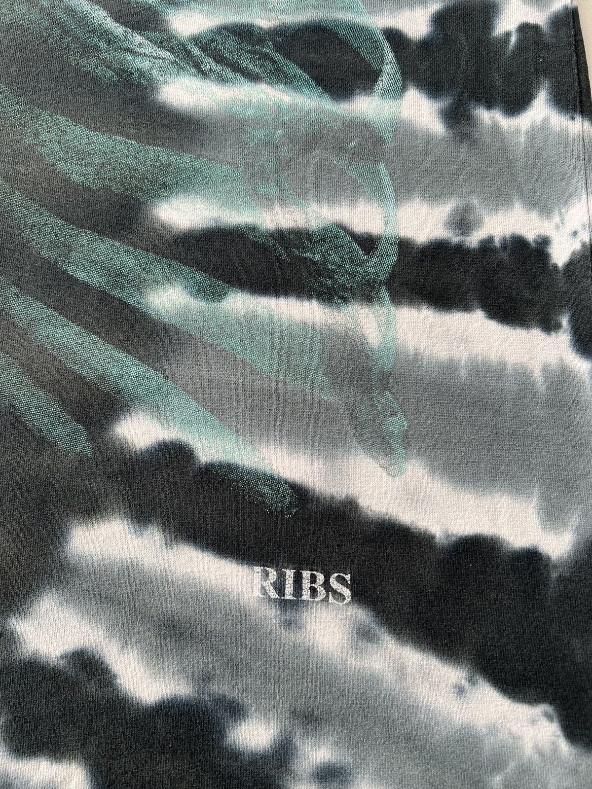 Vintage Vintage 90s Planet Earth Skeleton Ribs Tie Dye T-shirt Size US L / EU 52-54 / 3 - 5 Thumbnail