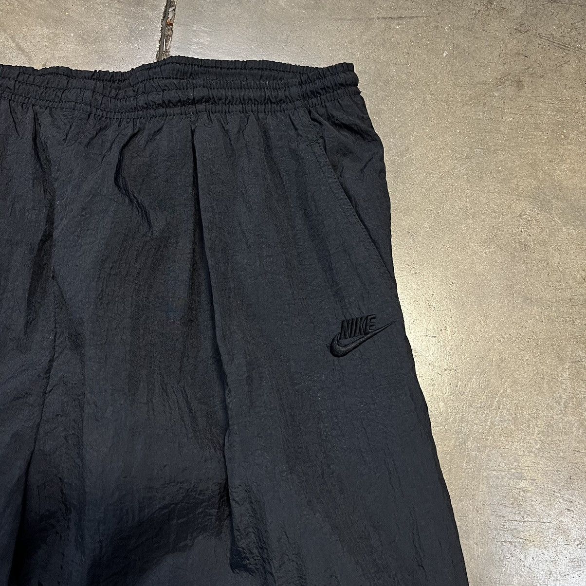 Nike × Vintage Vintage 90s Nike Windbreaker Jogger Sweatpants Mini Swoosh Size US 32 / EU 48 - 2 Thumbnail