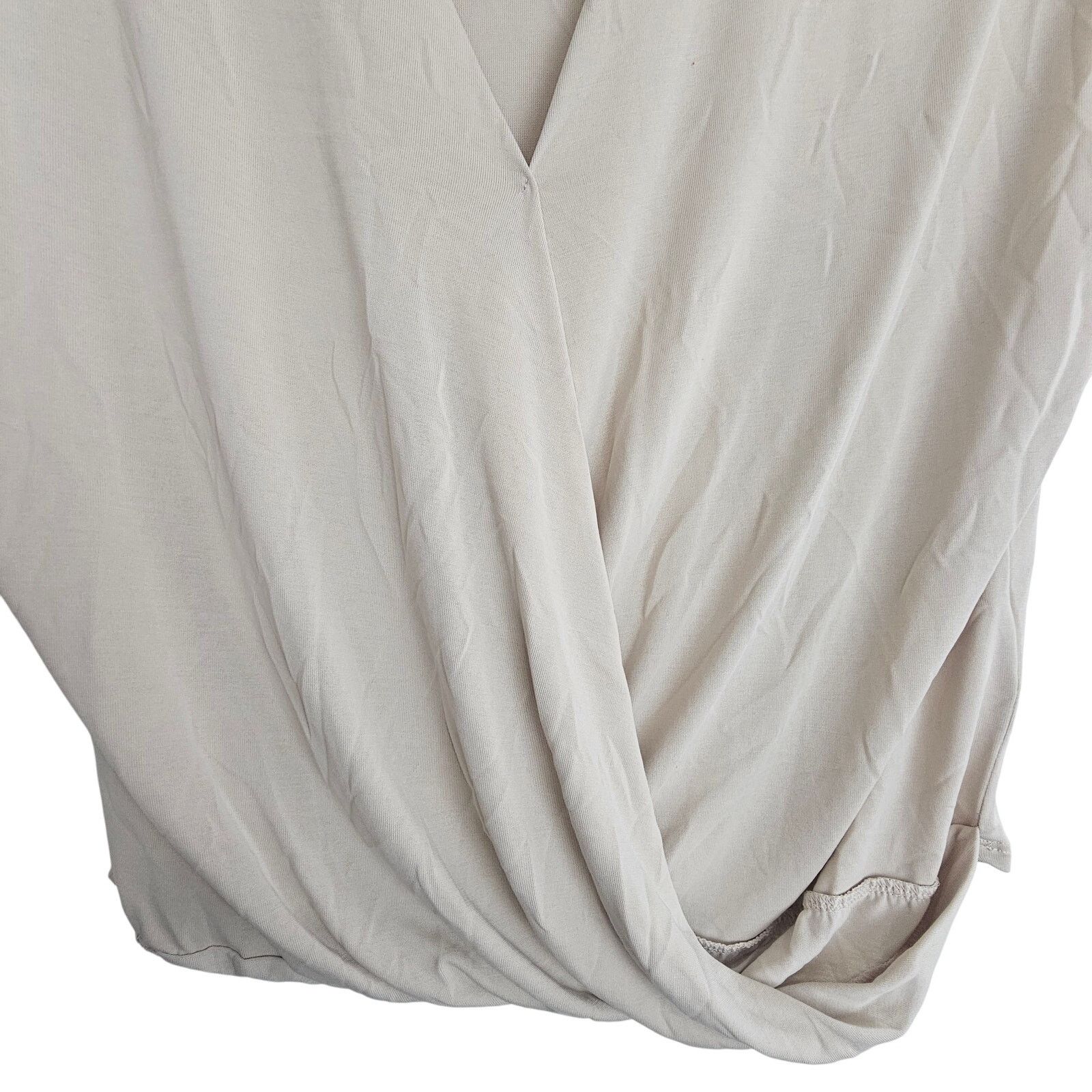 Express Express Womens Surplice Drapey Top Size XS Minimalist Career Size XS / US 0-2 / IT 36-38 - 3 Thumbnail
