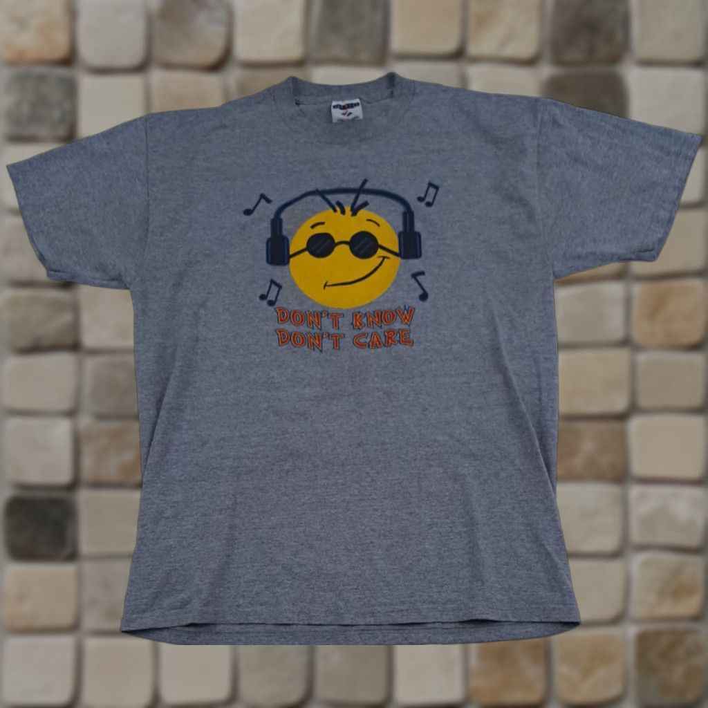 Jerzees VINTAGE Don t Know Don t Care Smily Face T-Shirt Grey LG USA Made T-Shirt Mens Graphic Smily Face Print 1980s USA Theme Short Sleeve Size US L / EU 52-54 / 3 - 1 Thumbnail