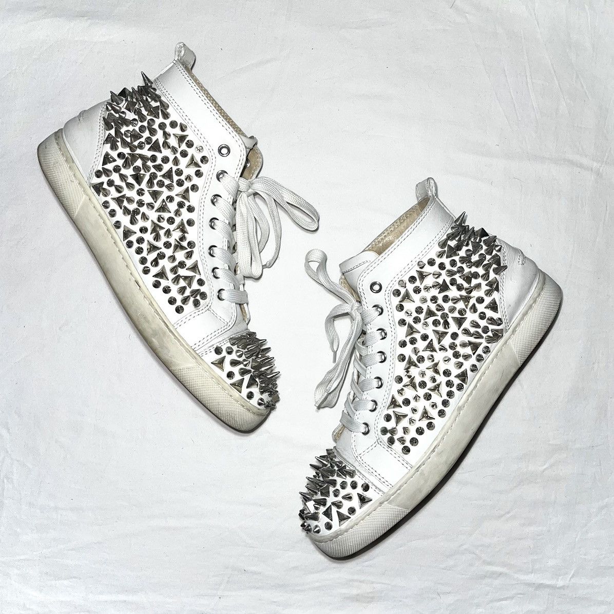 Christian Louboutin Christian Louboutin white Pik Pik high-top studded sneakers Size US 9 / EU 42 - 2 Thumbnail