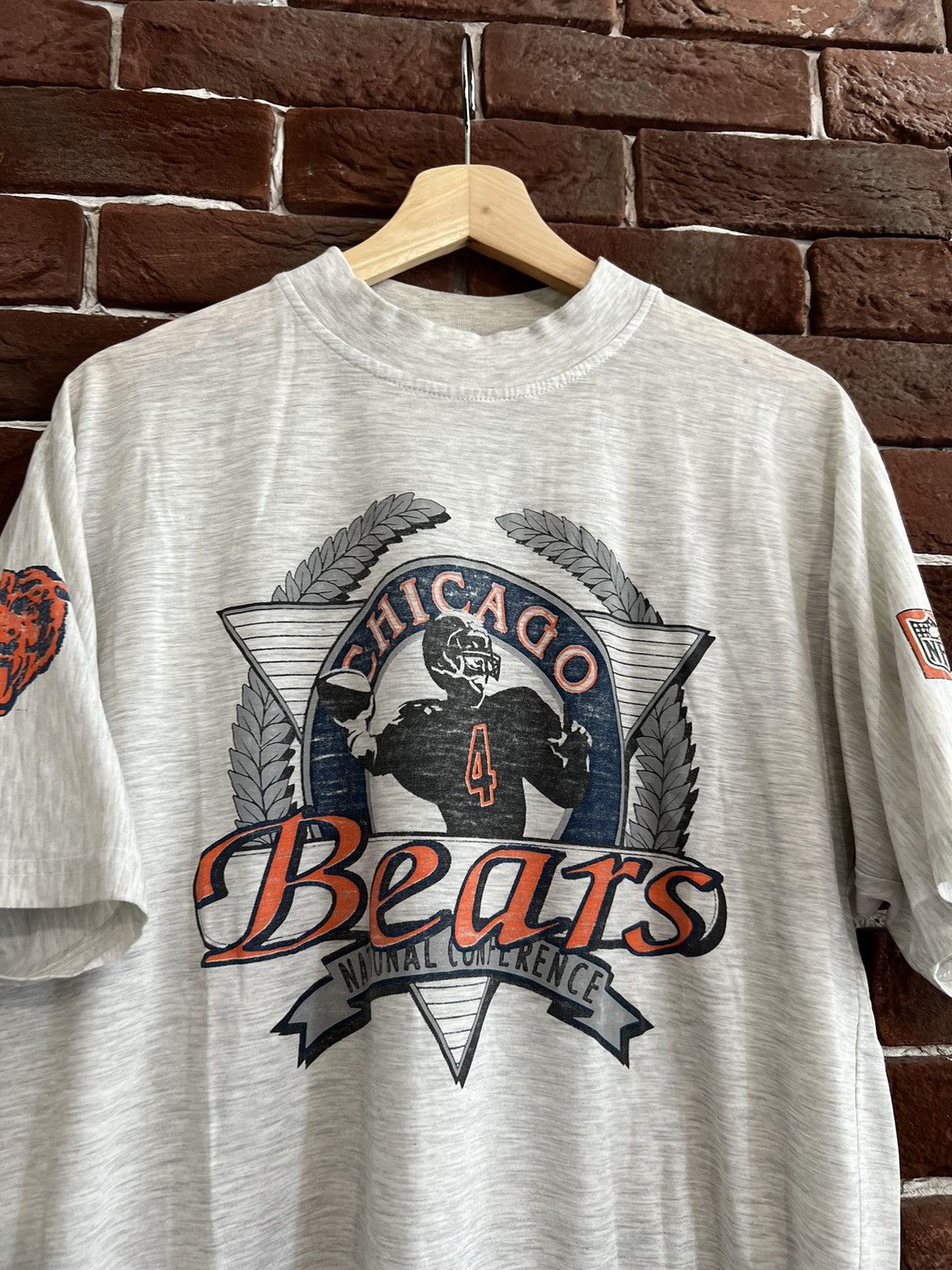 NFL Vintage 90s Chicago Bears T Shirt NFL M Grey Hype Size US M / EU 48-50 / 2 - 6 Thumbnail