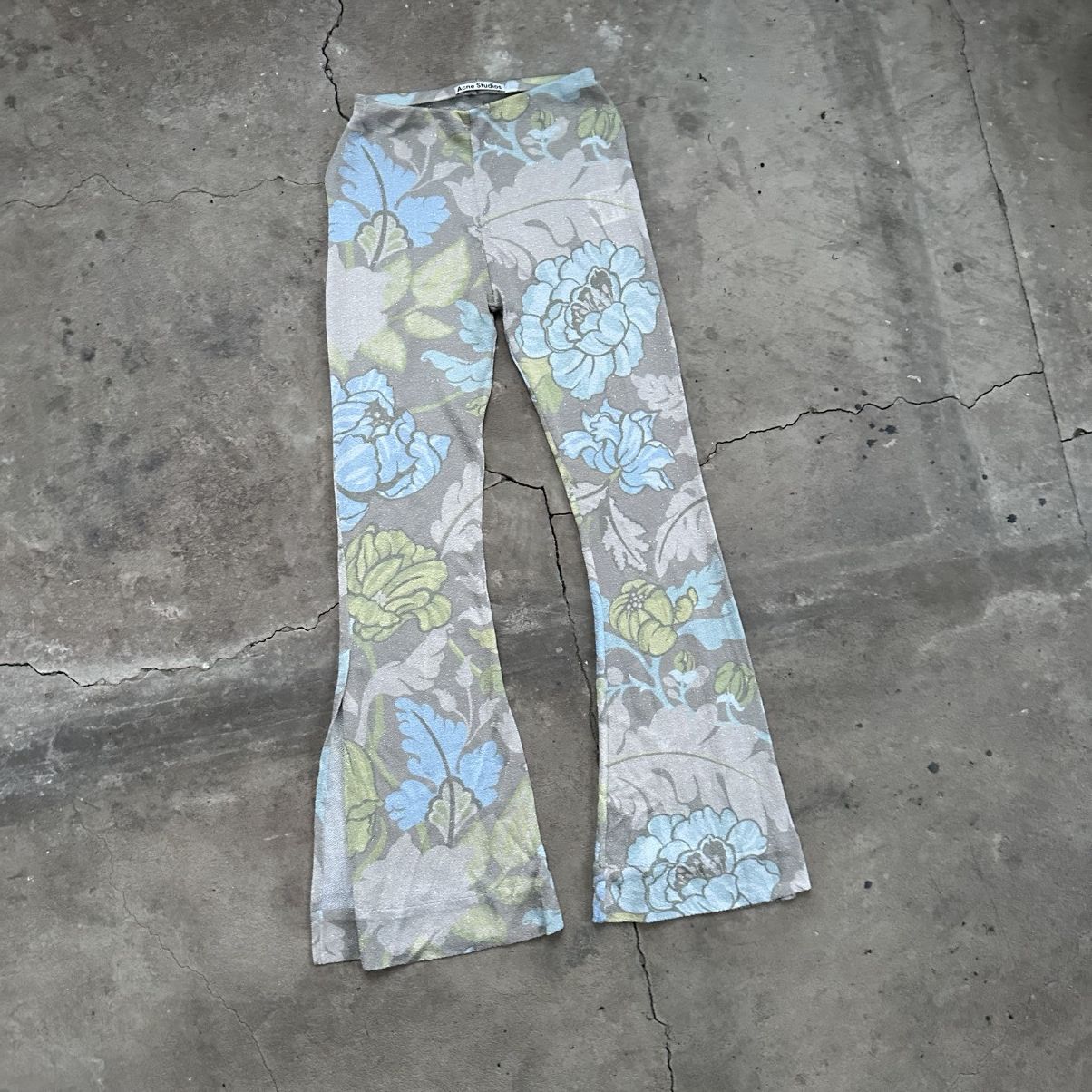 Acne Studios Acne Studio Floral print viscose Flared Trousers Size 26" / US 2 / IT 38 - 3 Thumbnail