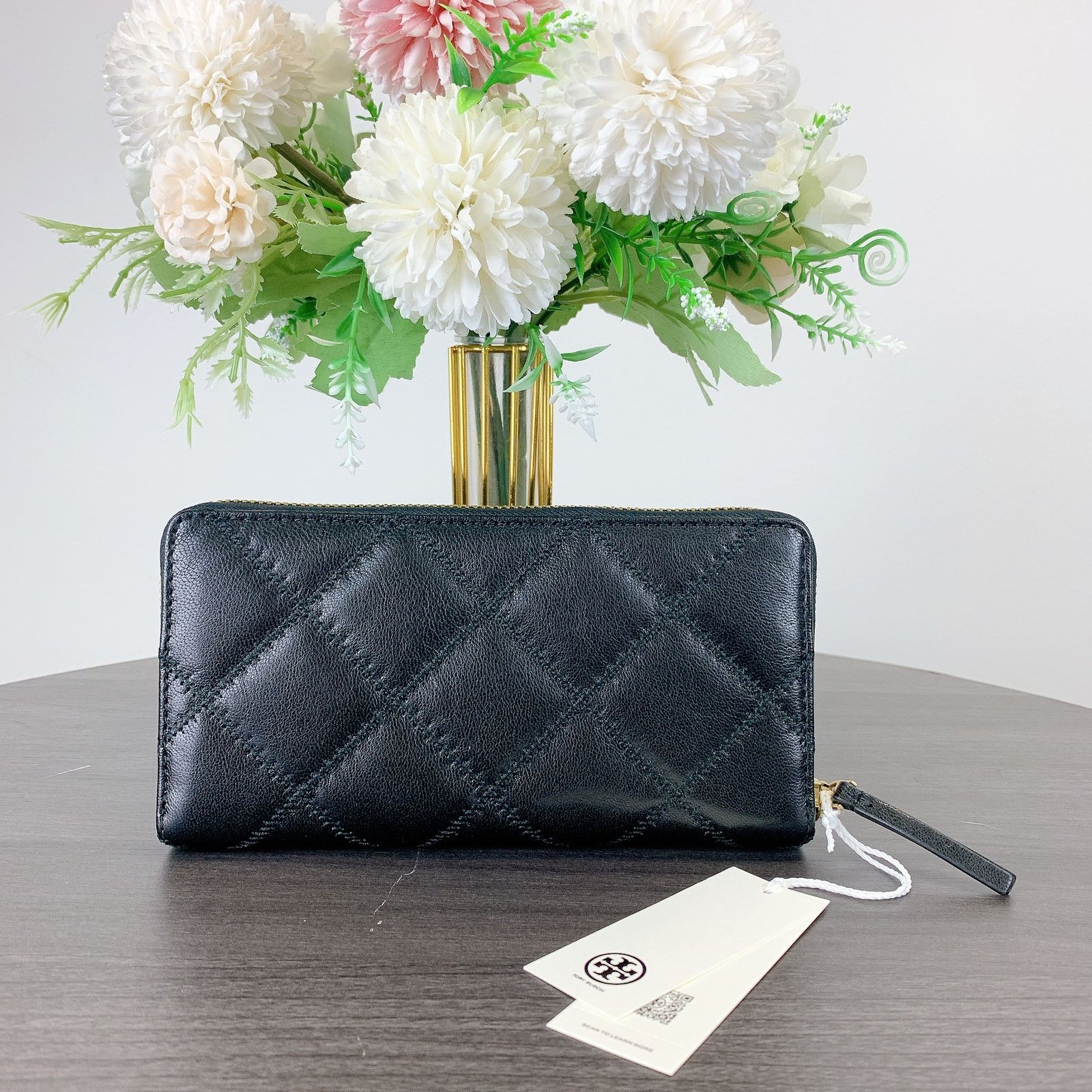 Tory Burch Tory Burch 159228 WILLA ZIP CONTINENTAL WALLET IN BLACK Size ONE SIZE - 3 Thumbnail