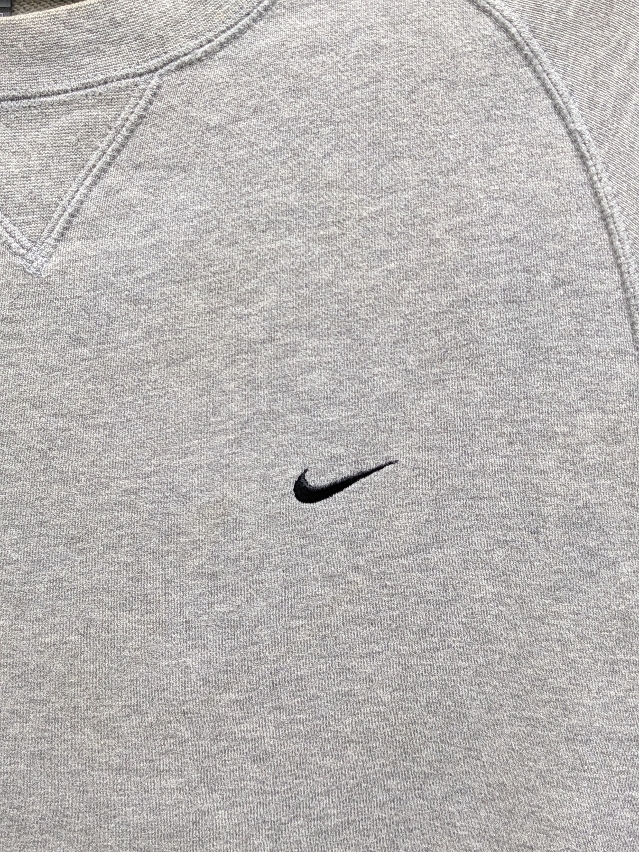 Nike VINTAGE Y2K NIKE SWOOSH STREETWEAR SWEATSHIRT Size US M / EU 48-50 / 2 - 3 Thumbnail