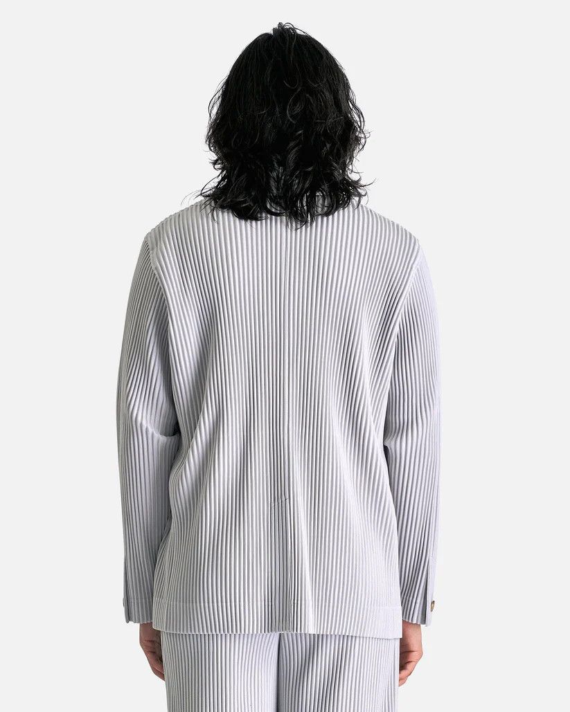 Homme Plisse Issey Miyake o1s1v1r1oon0925 Pleated Basics Jacket in Grey Size US M / EU 48-50 / 2 - 3 Thumbnail