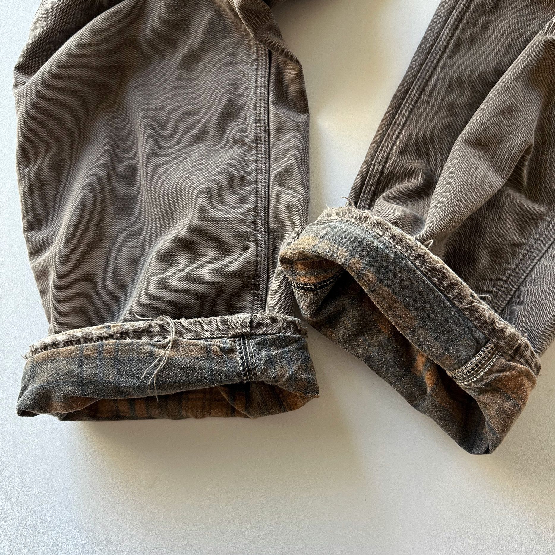 Carhartt 1990s Carhartt Distressed Blanket Lined Cargo Pants Size US 34 / EU 50 - 10 Thumbnail