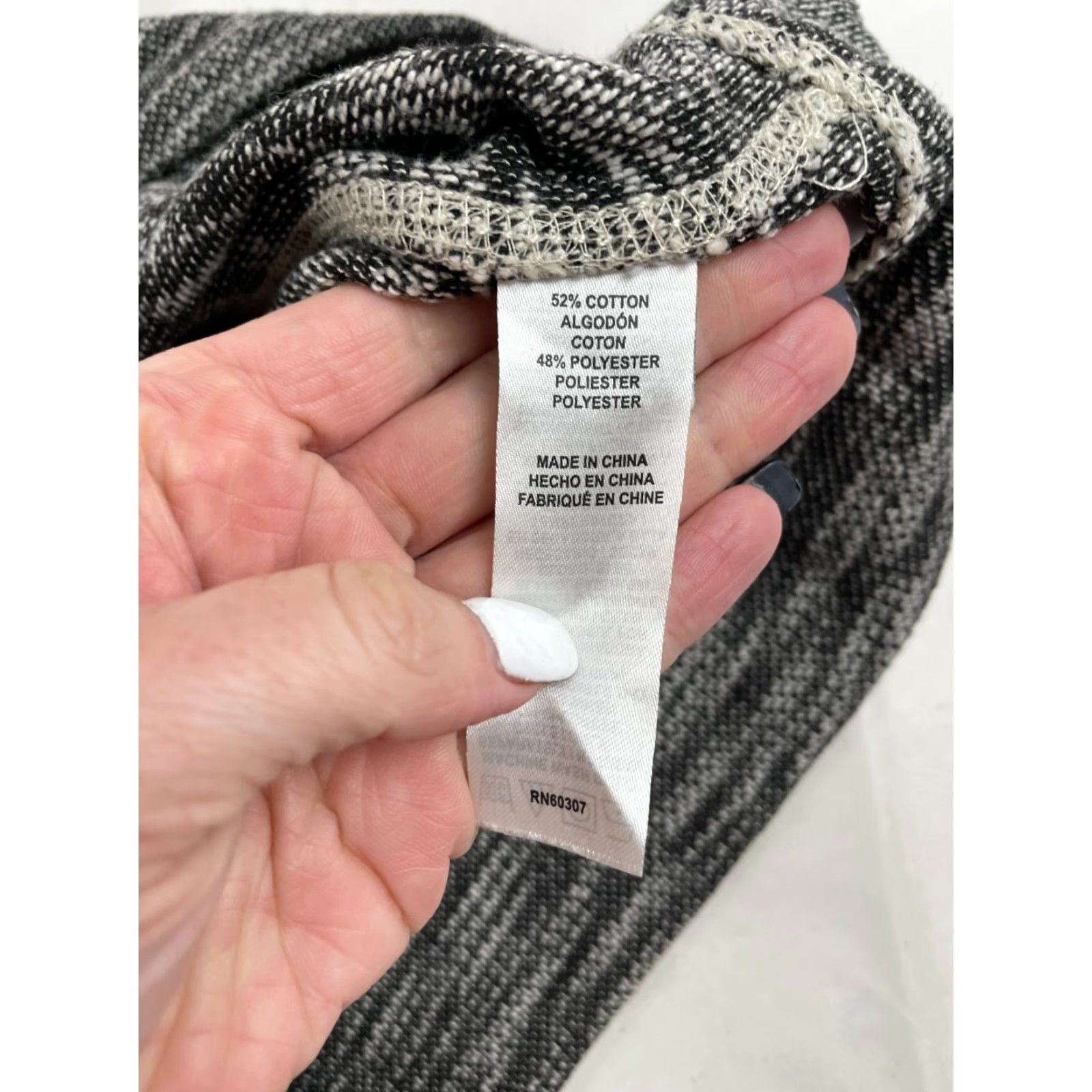 Vintage UNIONBAY Women's Size Medium Cream Gray Missing Hood String Sweater Size M / US 6-8 / IT 42-44 - 8 Thumbnail